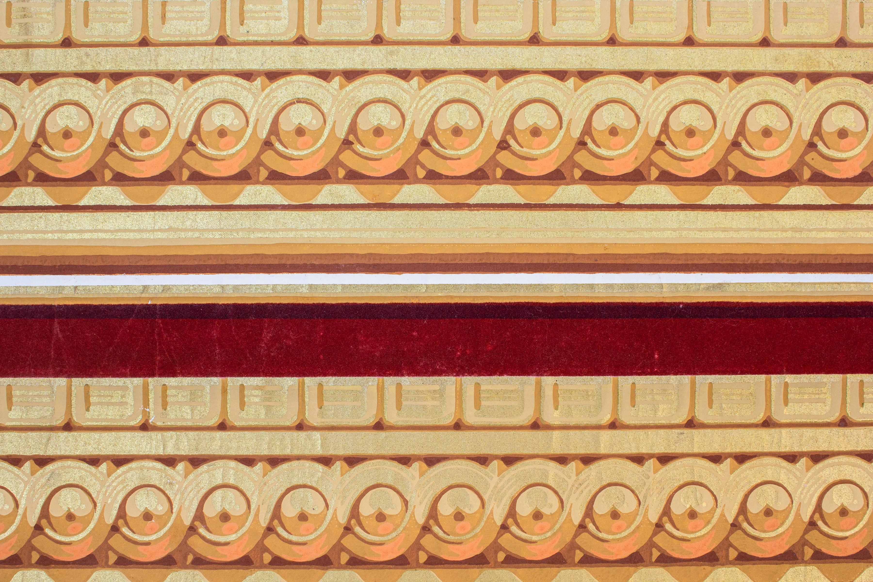 Irische Wandteppichwand aus dem 19. Jahrhundert, gerahmt in einer Kornice-Form (Blattgold) im Angebot