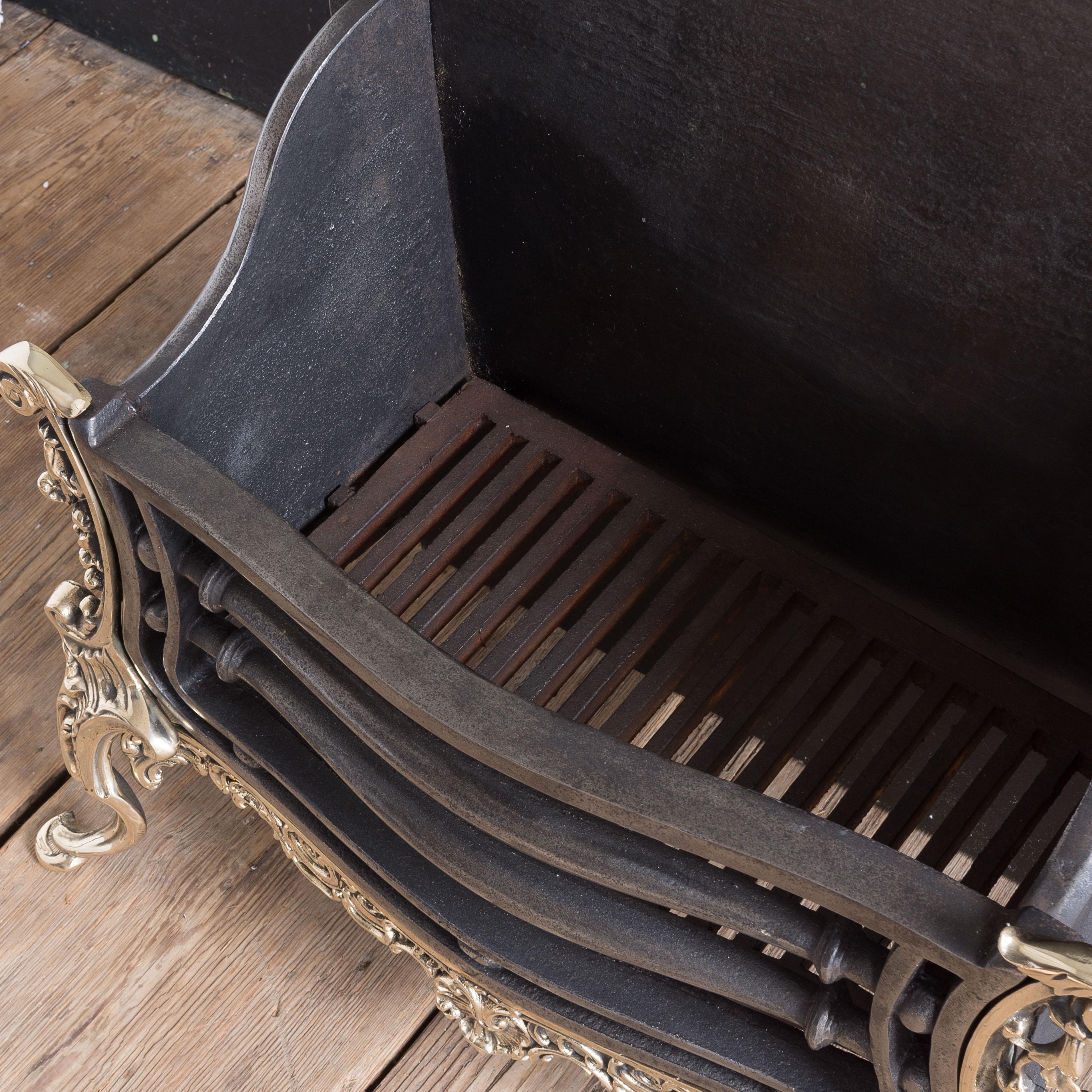 19th Century Iron and Brass Fire Grate For Sale 6