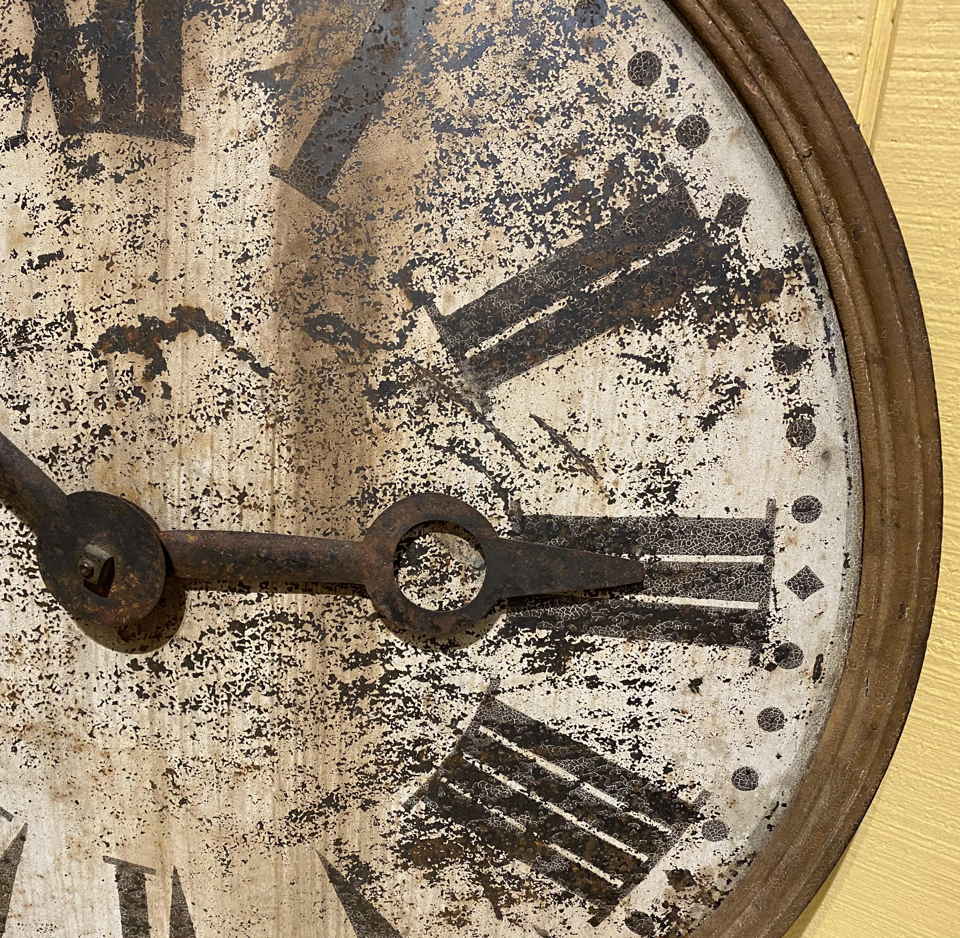 Américain Cadran d'horloge en fer du 19ème siècle avec aiguilles circa 1825-1850 en vente