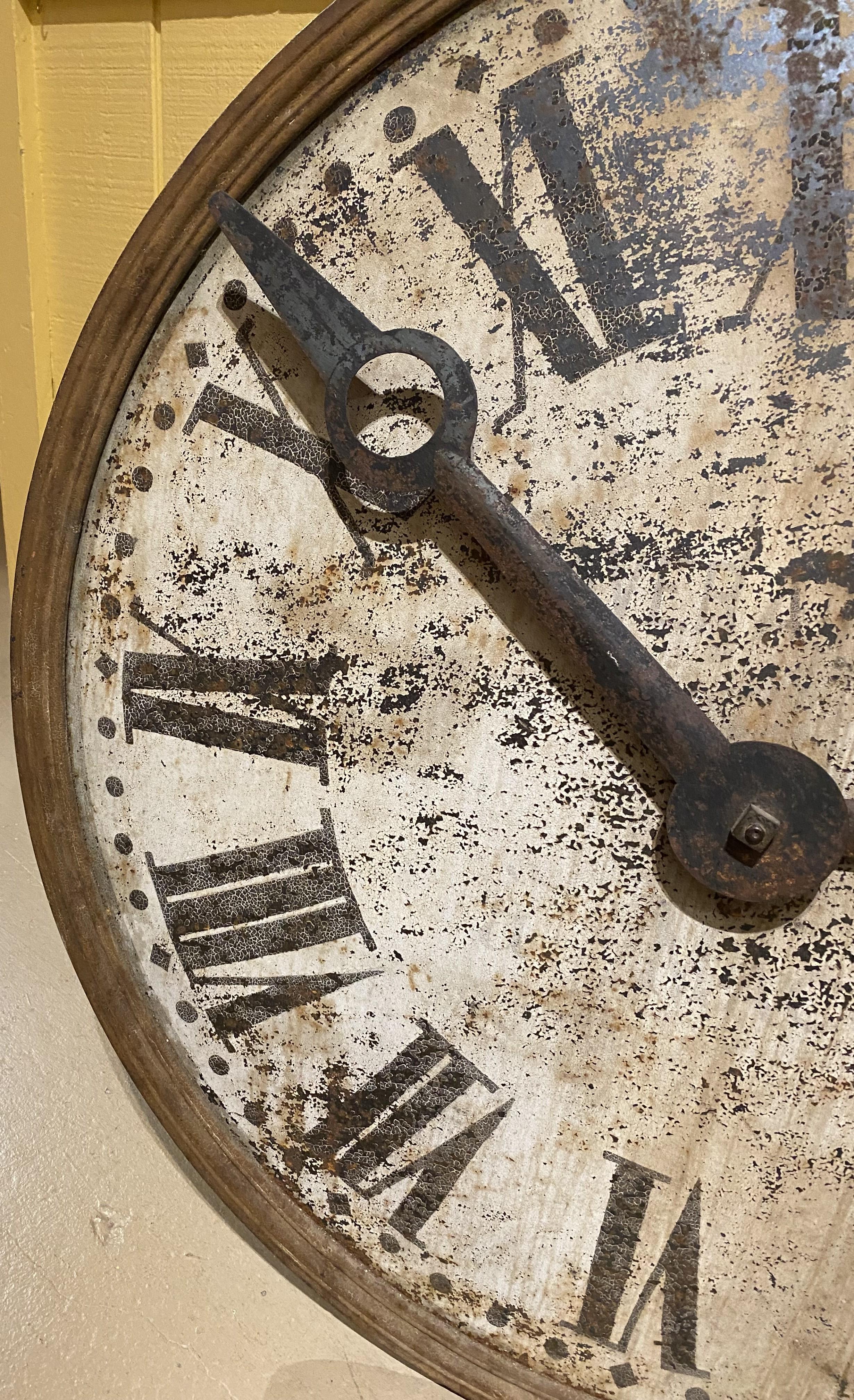 XIXe siècle Cadran d'horloge en fer du 19ème siècle avec aiguilles circa 1825-1850 en vente