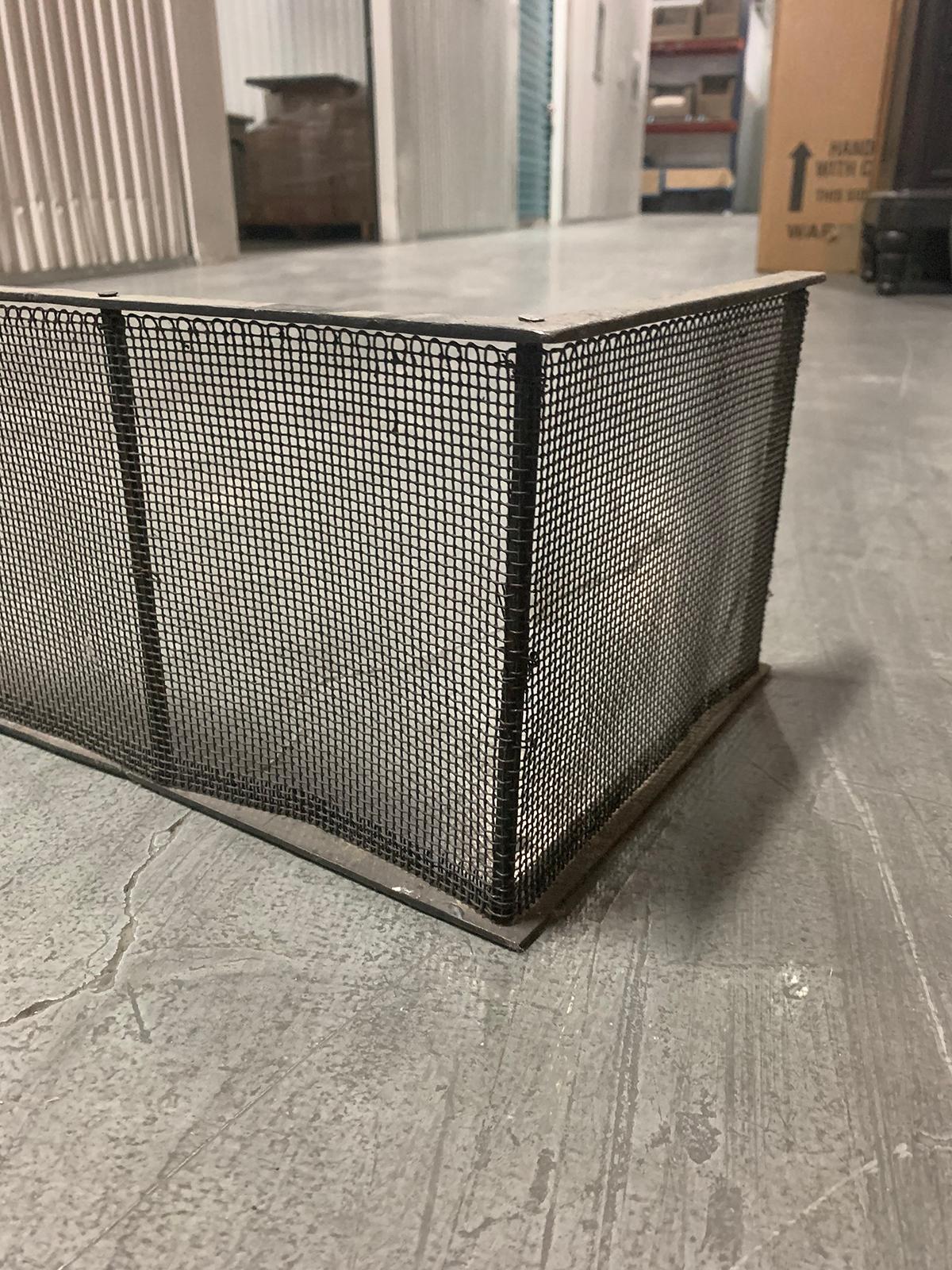 19th Century Iron and Mesh Serpentine Fireplace Fender For Sale 5