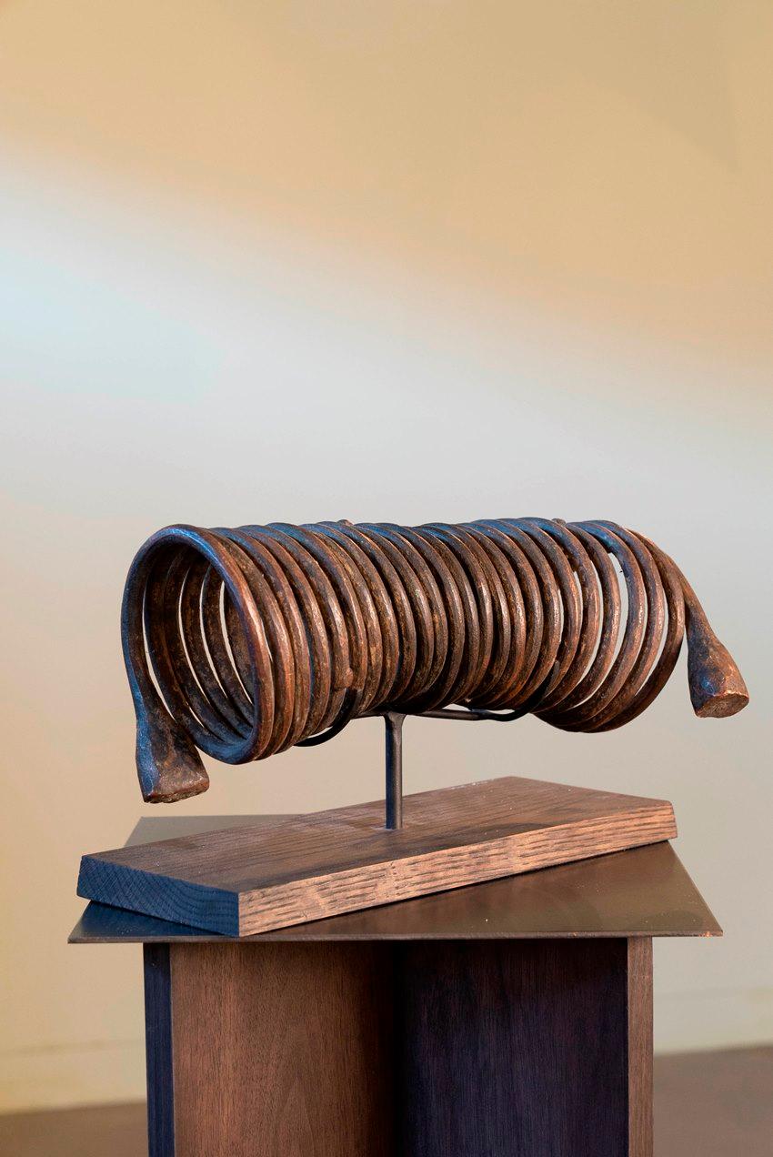 19th Century Igbo Iron Spiral Currency (Manilla), Nigeria For Sale 2