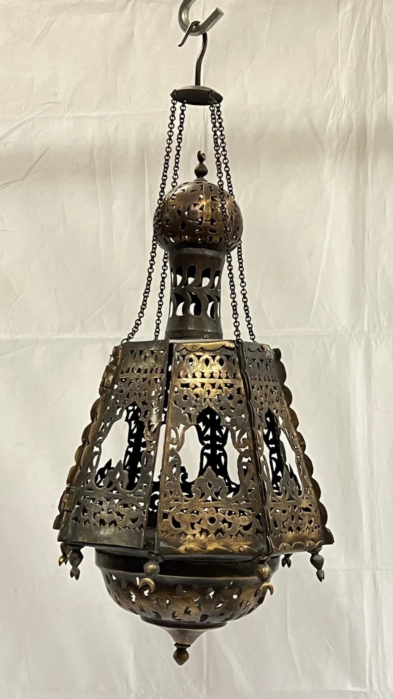 19th Century Islamic Pierced Metal Lantern In Good Condition For Sale In New York, NY