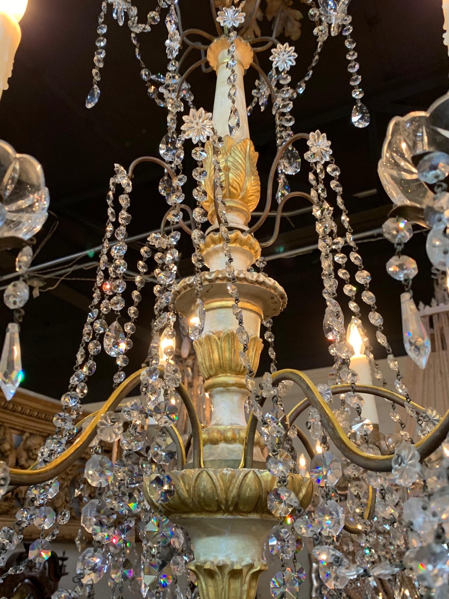 19th Century Italian 6-Light Carved a Parcel-Gilt Wood Chandelier with Crystals 1