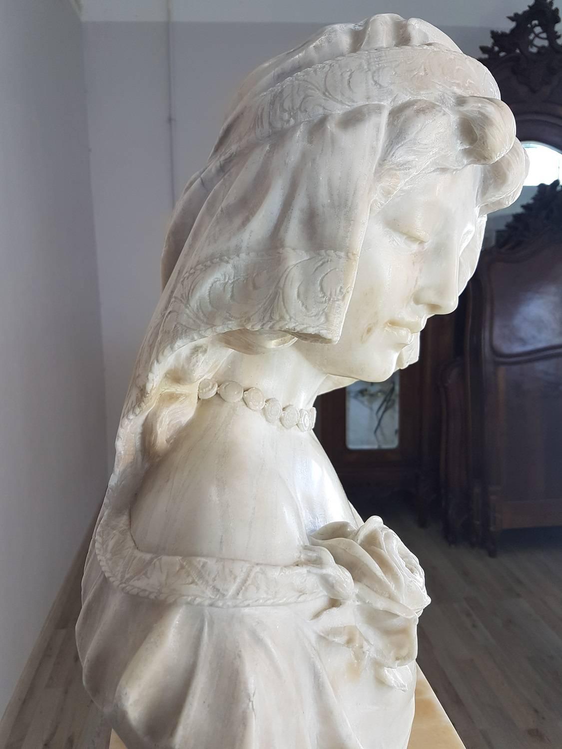 19th Century Italian A. Cipriani Carrara Marble Bust of a Young Woman Sculpture In Excellent Condition In Casale Monferrato, IT