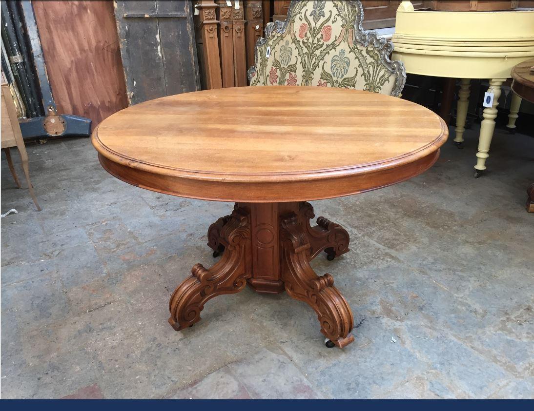 19th Century Italian Adjustable Walnut Oval Table on Wheels. 1890s
When Closed the measurements are cm.106x116xh.74
When Completely Extended the Measurements are cm.223x116xh74
The Table has no Extensions Panels. Quotation on Demand.