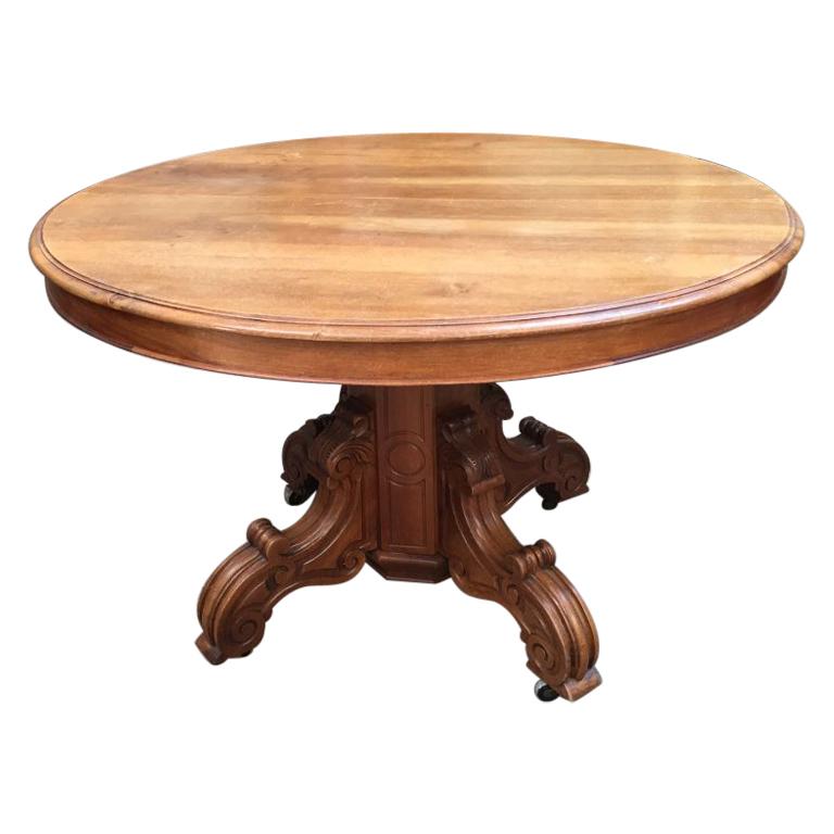 19th Century Italian Adjustable Walnut Oval Table. 1890s For Sale