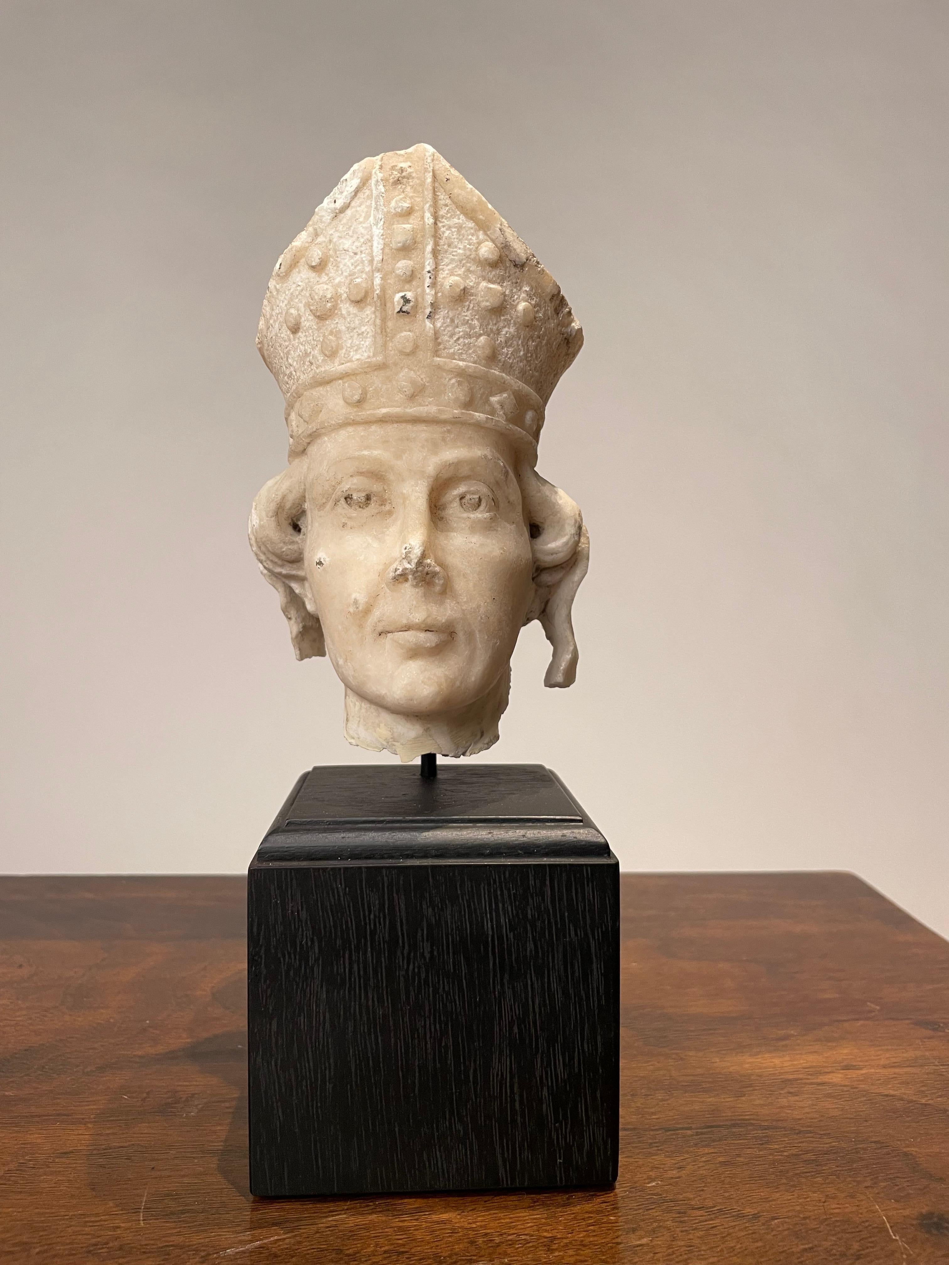 19th Century Italian Alabaster Carved Head Of A Bishop Saint  For Sale 8
