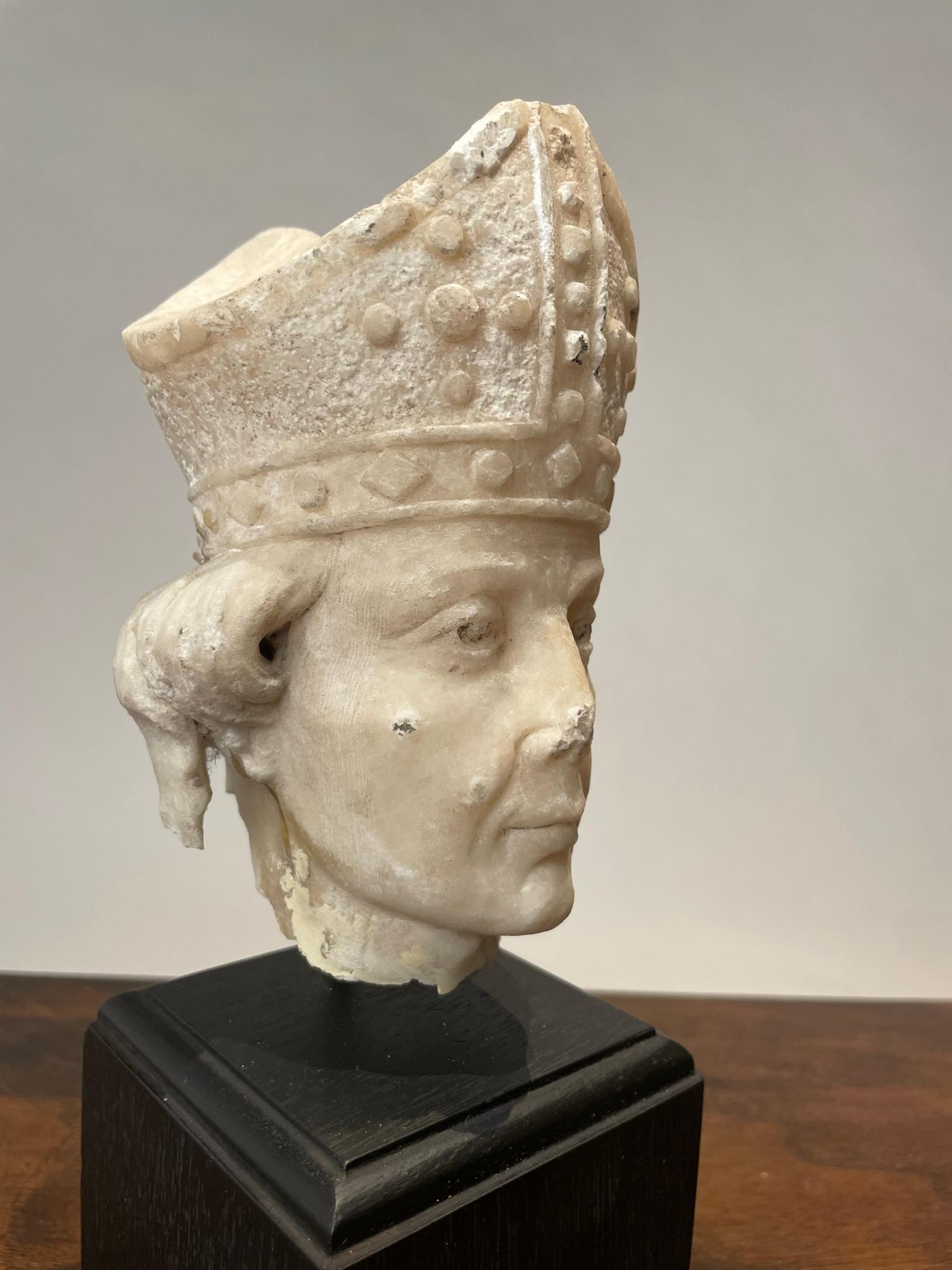 Gothic 19th Century Italian Alabaster Carved Head Of A Bishop Saint  For Sale