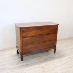 19th Century Italian Antique Chest of Drawers in Solid Walnut