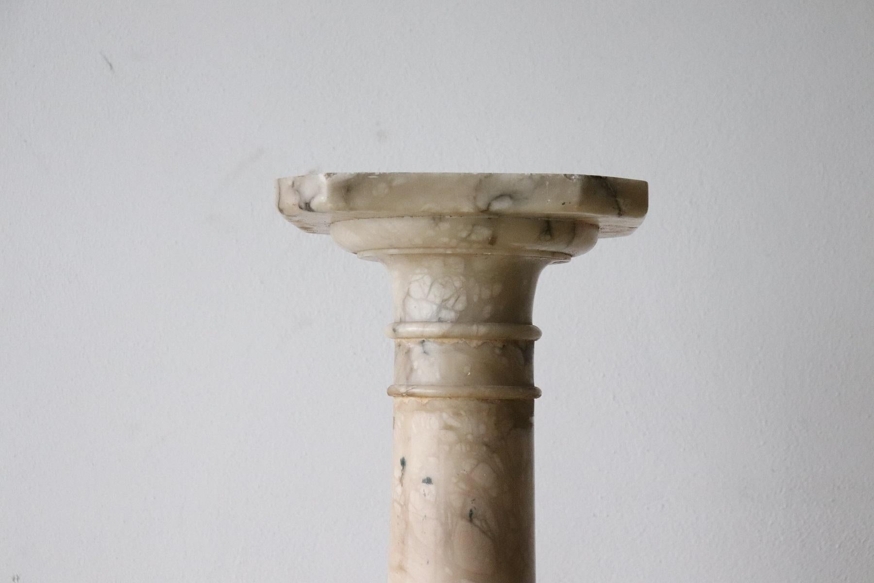 italienische antike Säule aus Carrara-Marmor aus dem 19 im Zustand „Gut“ im Angebot in Casale Monferrato, IT