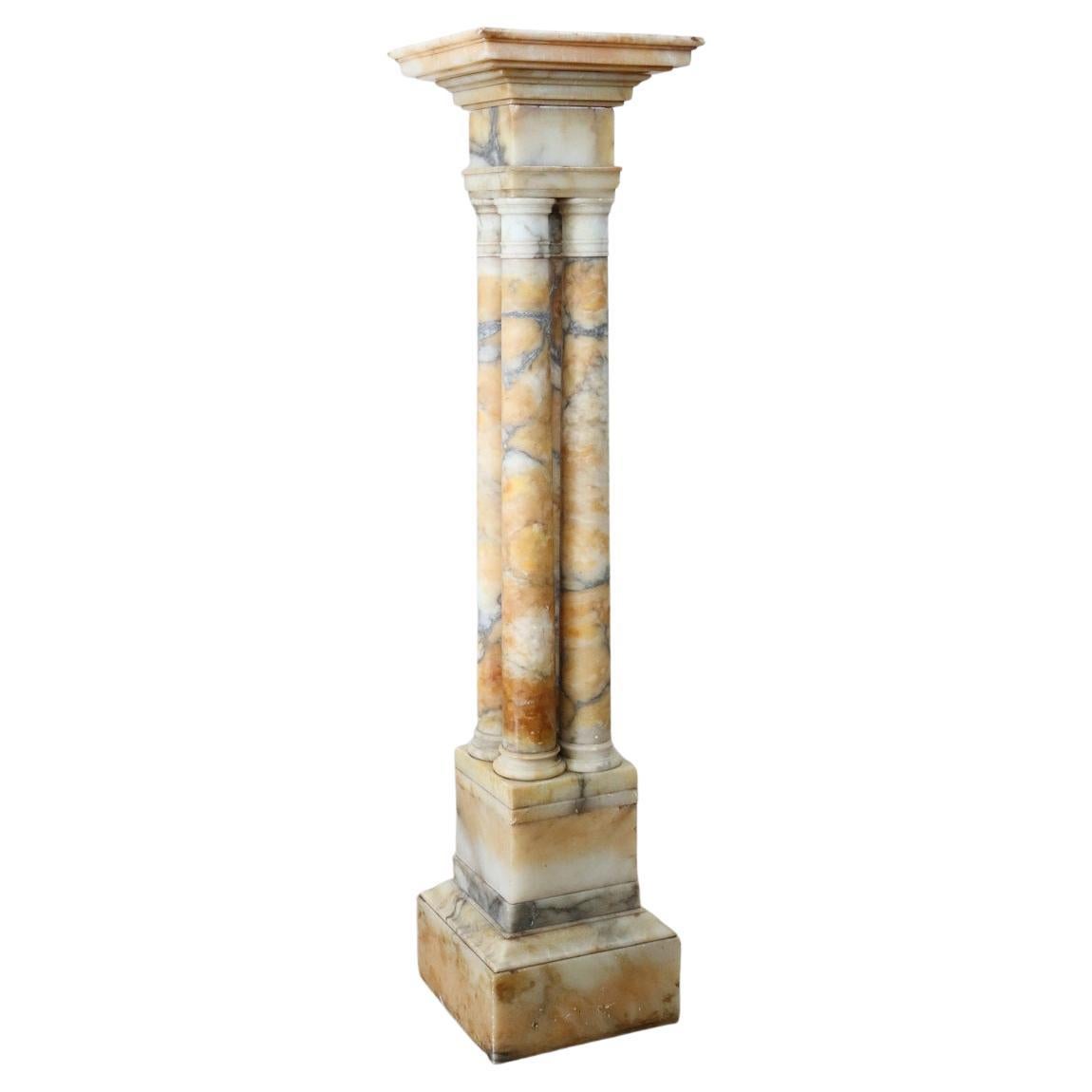 Columne italienne ancienne du 19ème siècle en marbre
