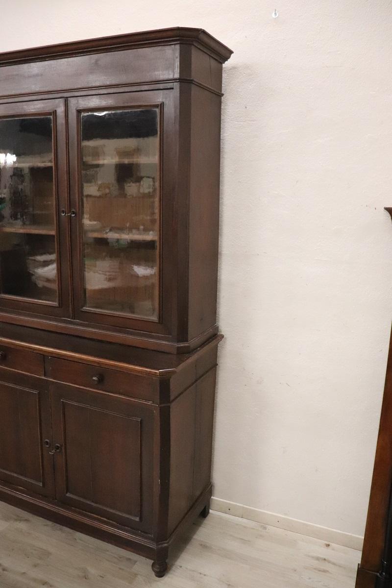 Placage Buffet italien ancien du 19e siècle en placage de noyer en vente