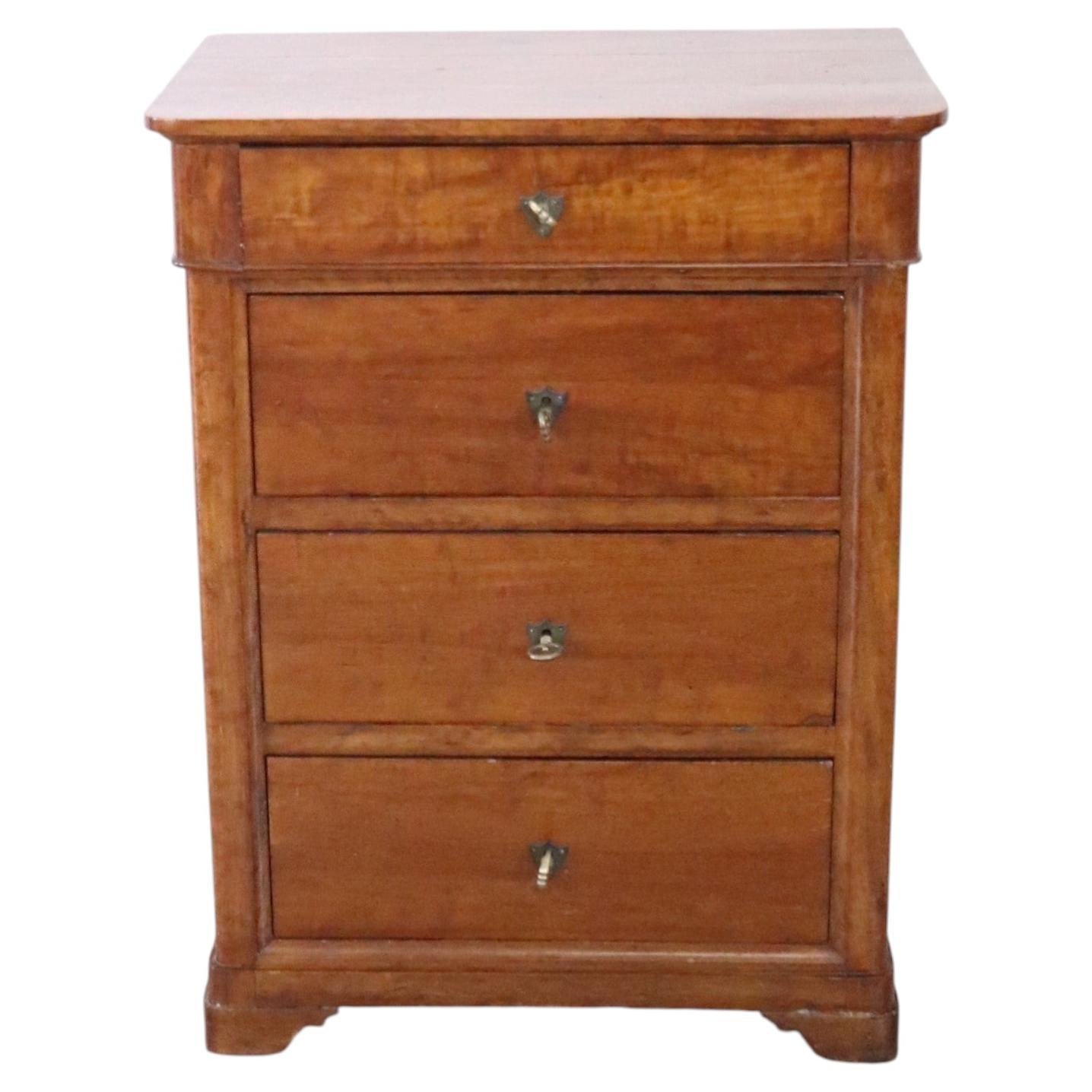 19th Century Italian Antique Small Chest of Drawers in Cherry Wood For Sale