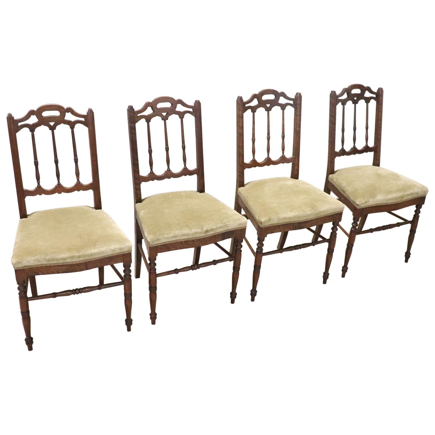 19th Century Italian Antique Turned Walnut Four Chairs