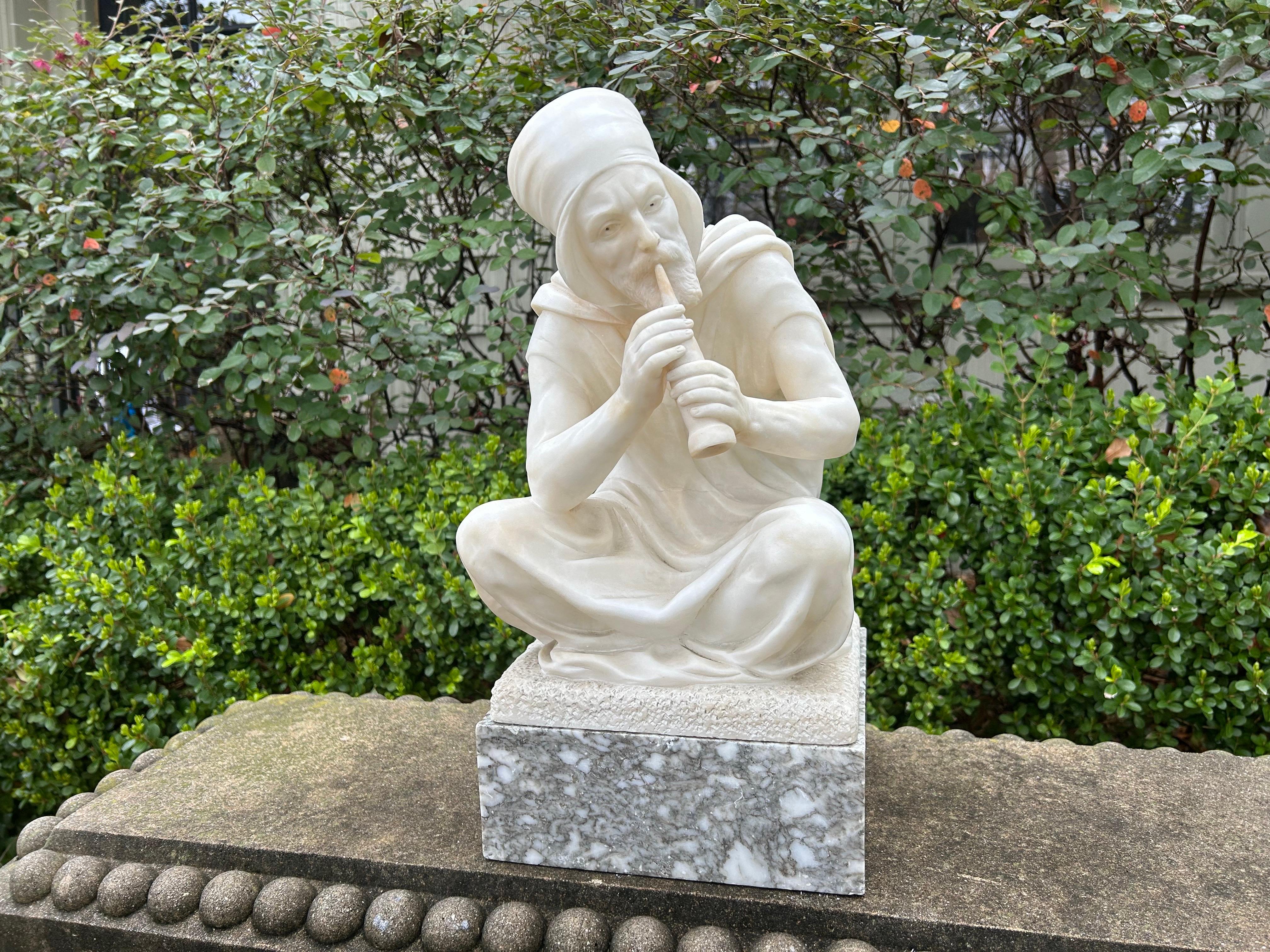 Italienische Carrara-Marmorskulptur im arabischen Stil des 19. Jahrhunderts, signiert Pugi im Angebot 8