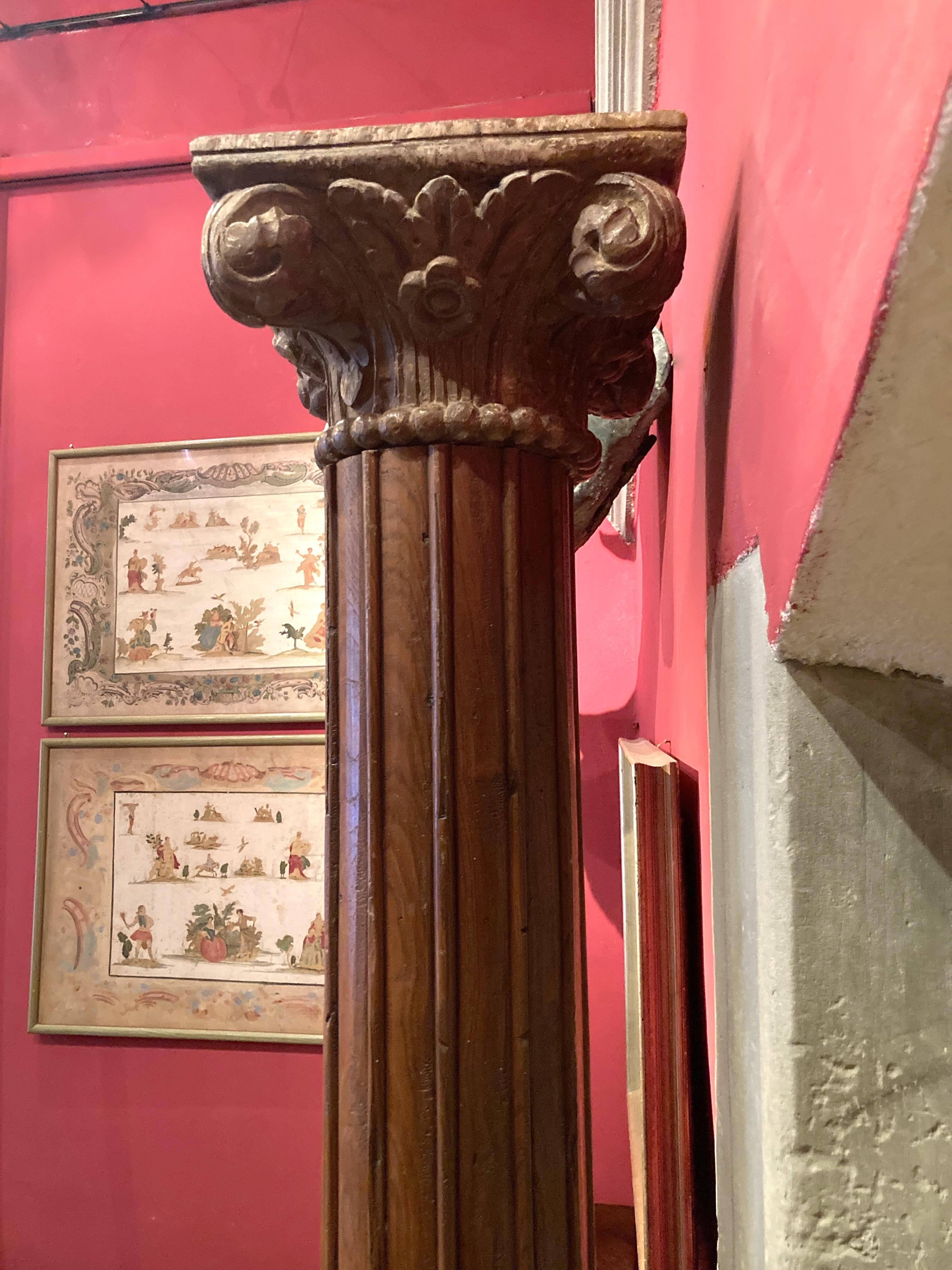 19th Century Italian Architectural Corinthian Wood Columns on Sandstone Plinths For Sale 7