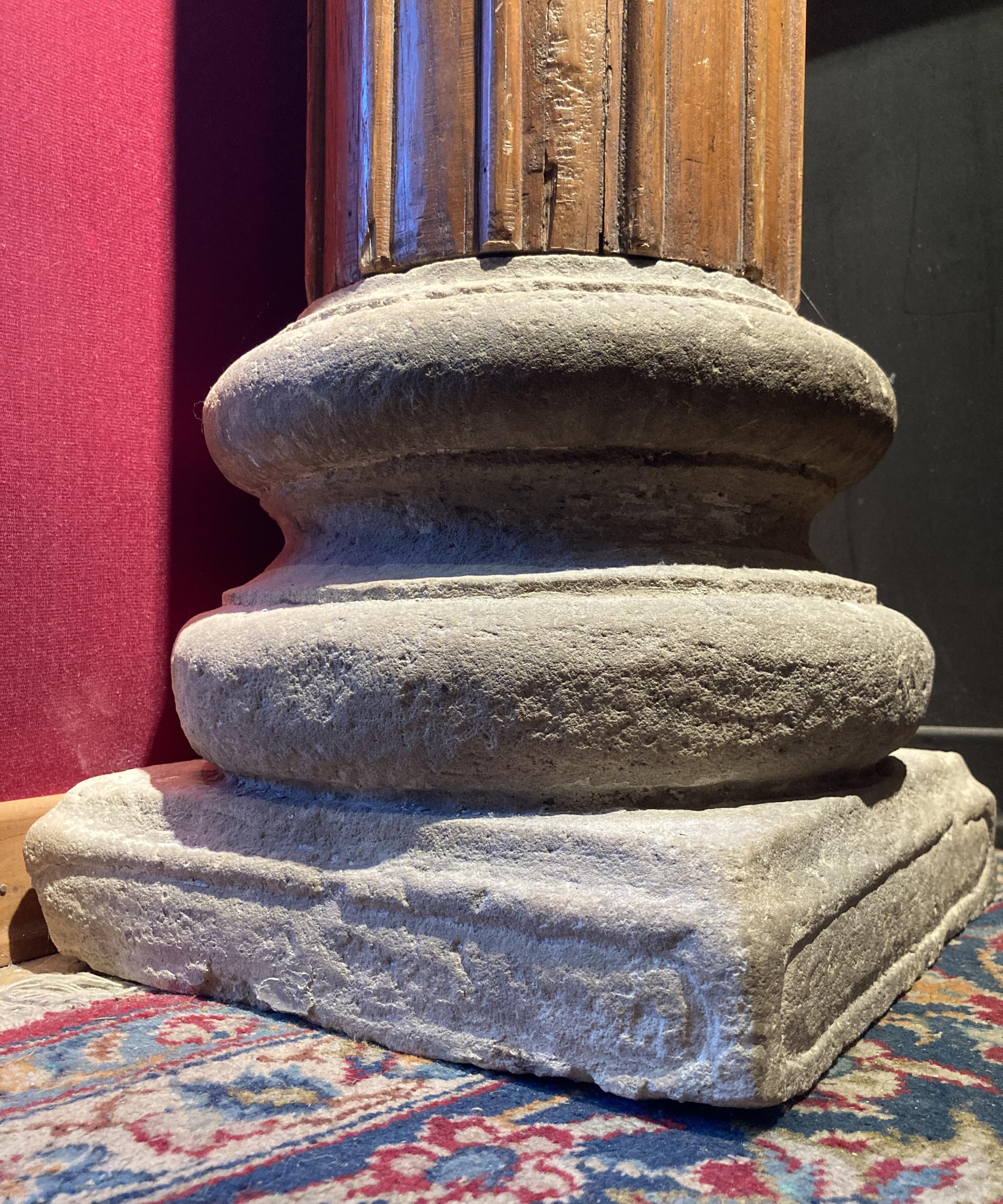 Hand-Crafted 19th Century Italian Architectural Corinthian Wood Columns on Sandstone Plinths For Sale