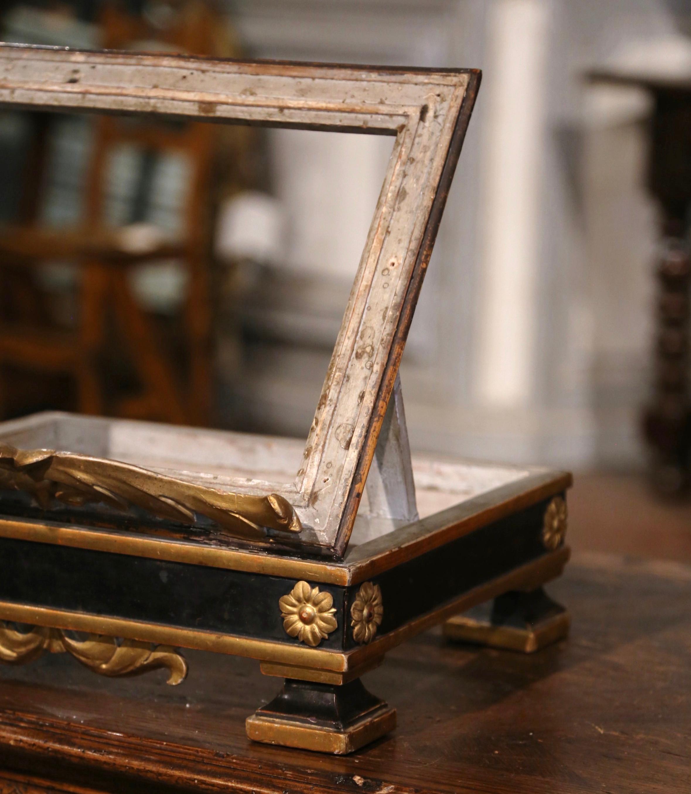 19. Jahrhundert Italienisch Barock geschnitzt Polychromie & Giltwood Adjustable Book Stand  im Zustand „Hervorragend“ im Angebot in Dallas, TX