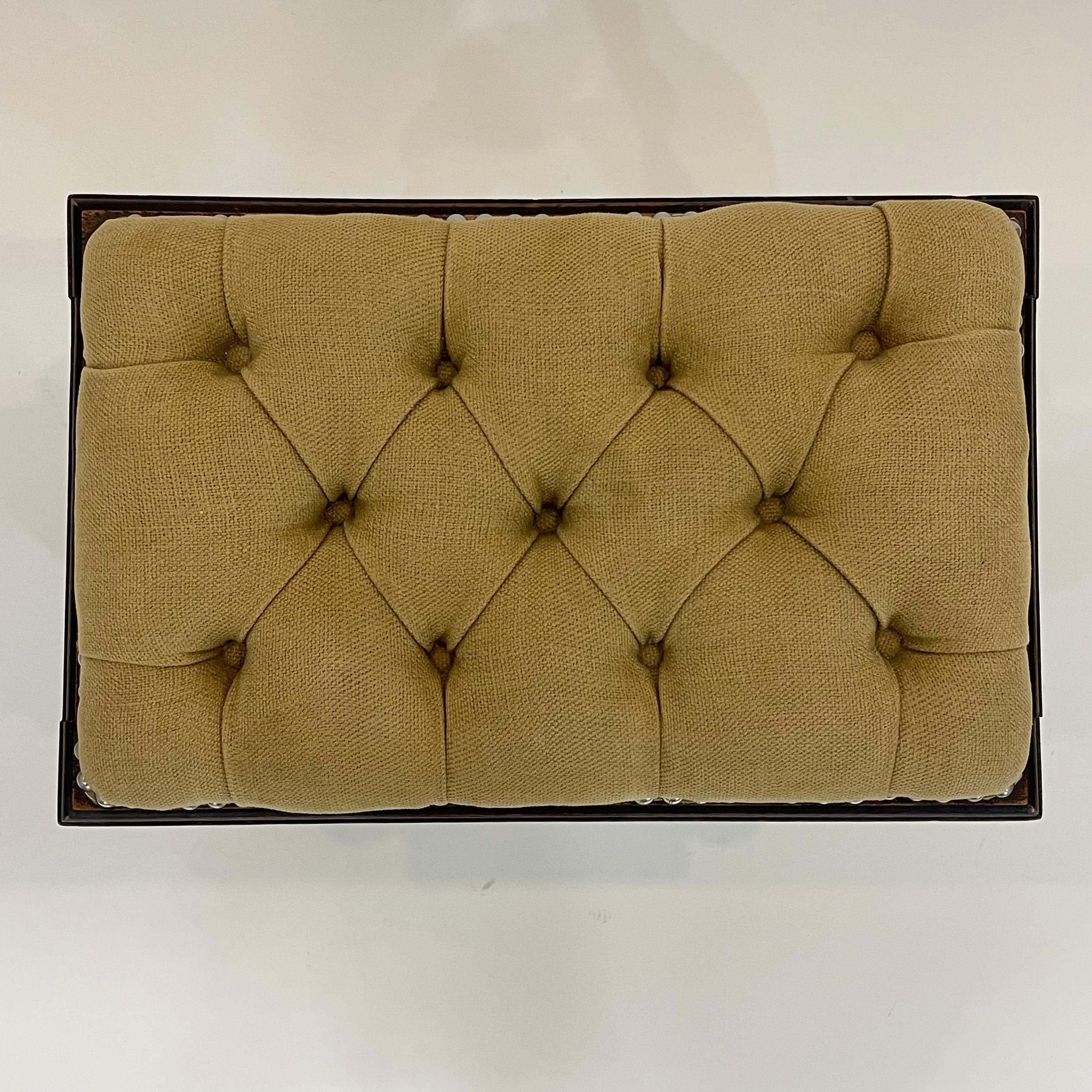 19th Century Italian Baroque Carved Bench or Stool, Linen and Oak, Italy 1800s For Sale 6