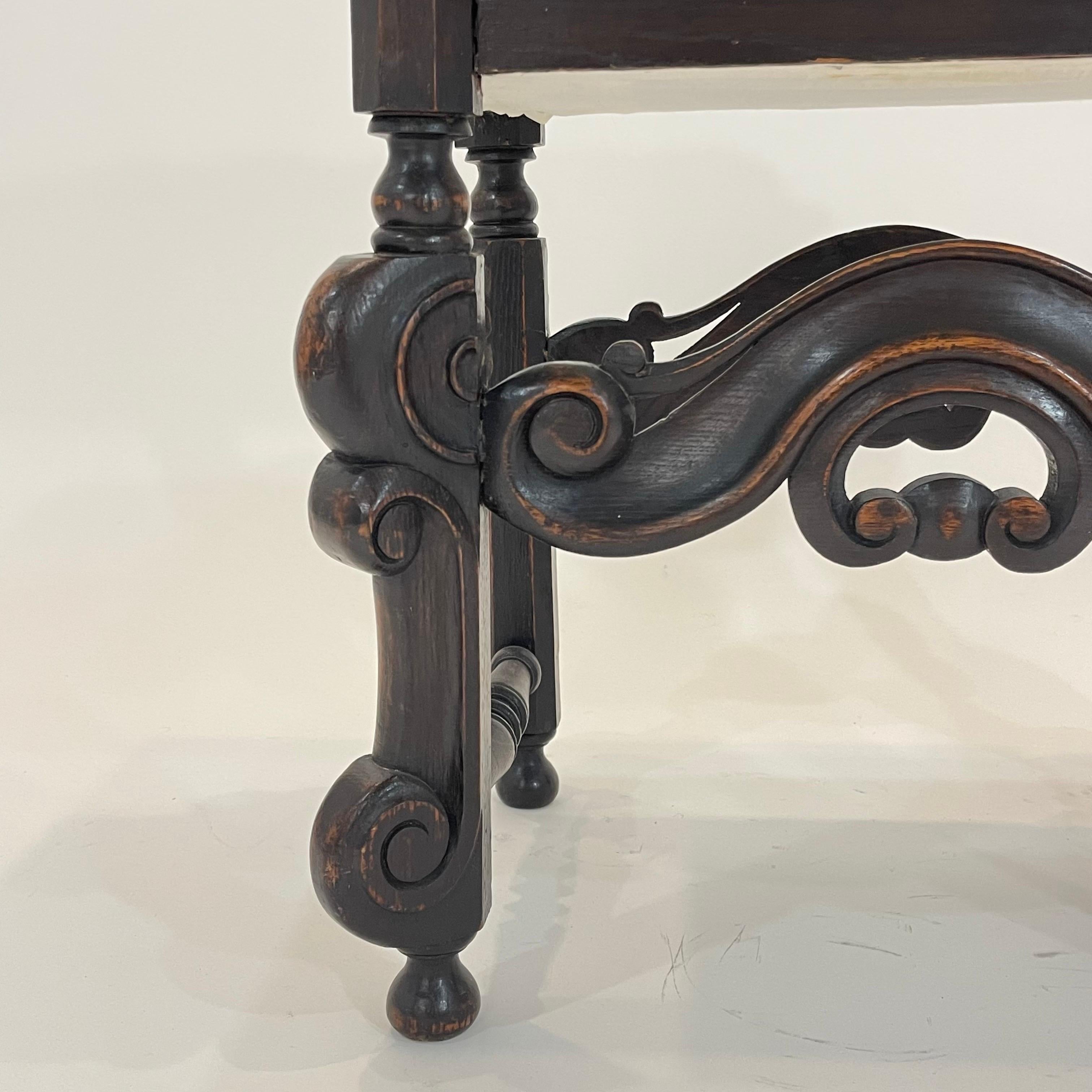 19th Century Italian Baroque Carved Bench or Stool, Linen and Oak, Italy 1800s For Sale 7