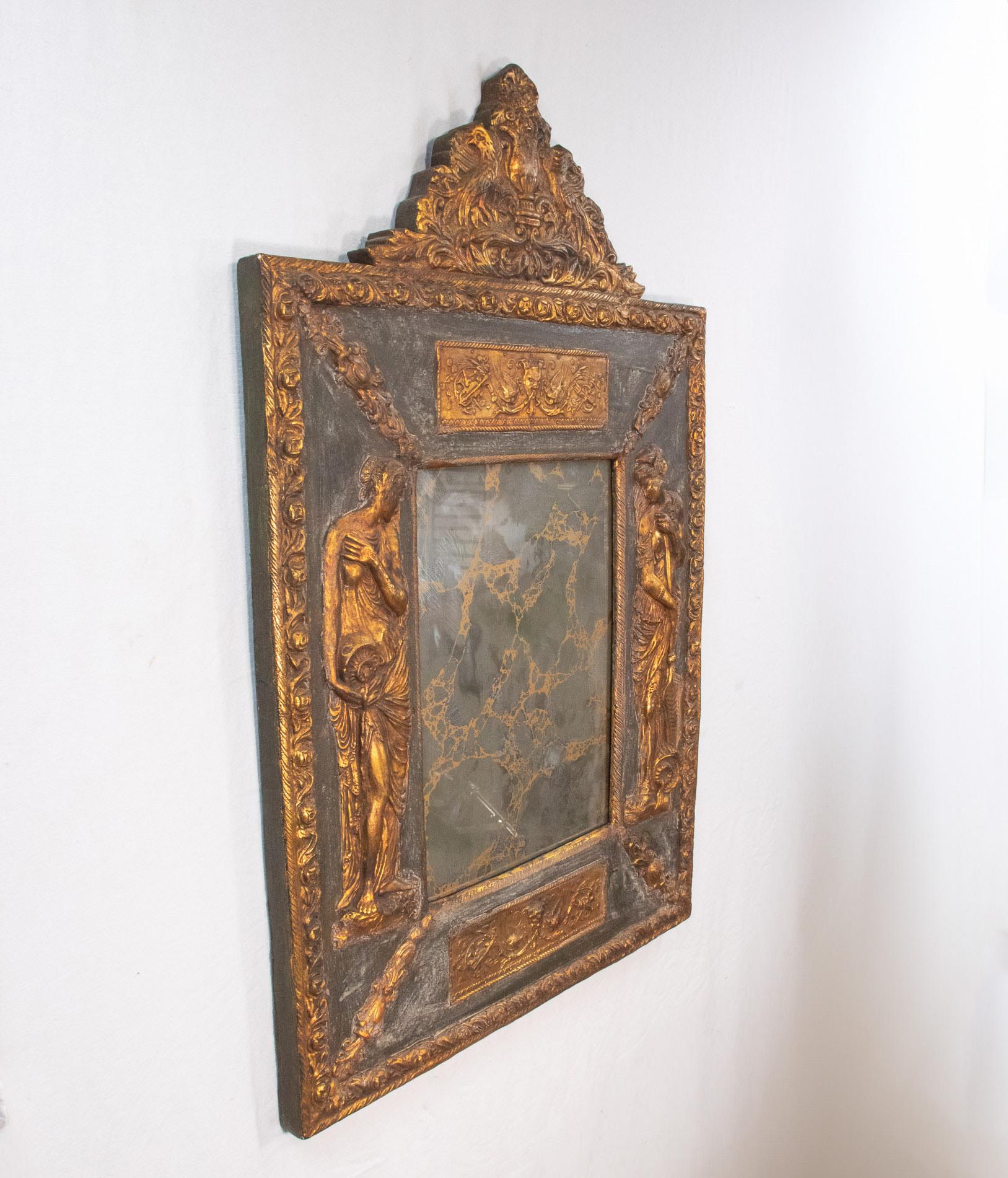 Baroque Miroir de style baroque italien du 19e siècle en bois doré et gesso avec verre églomisé en vente