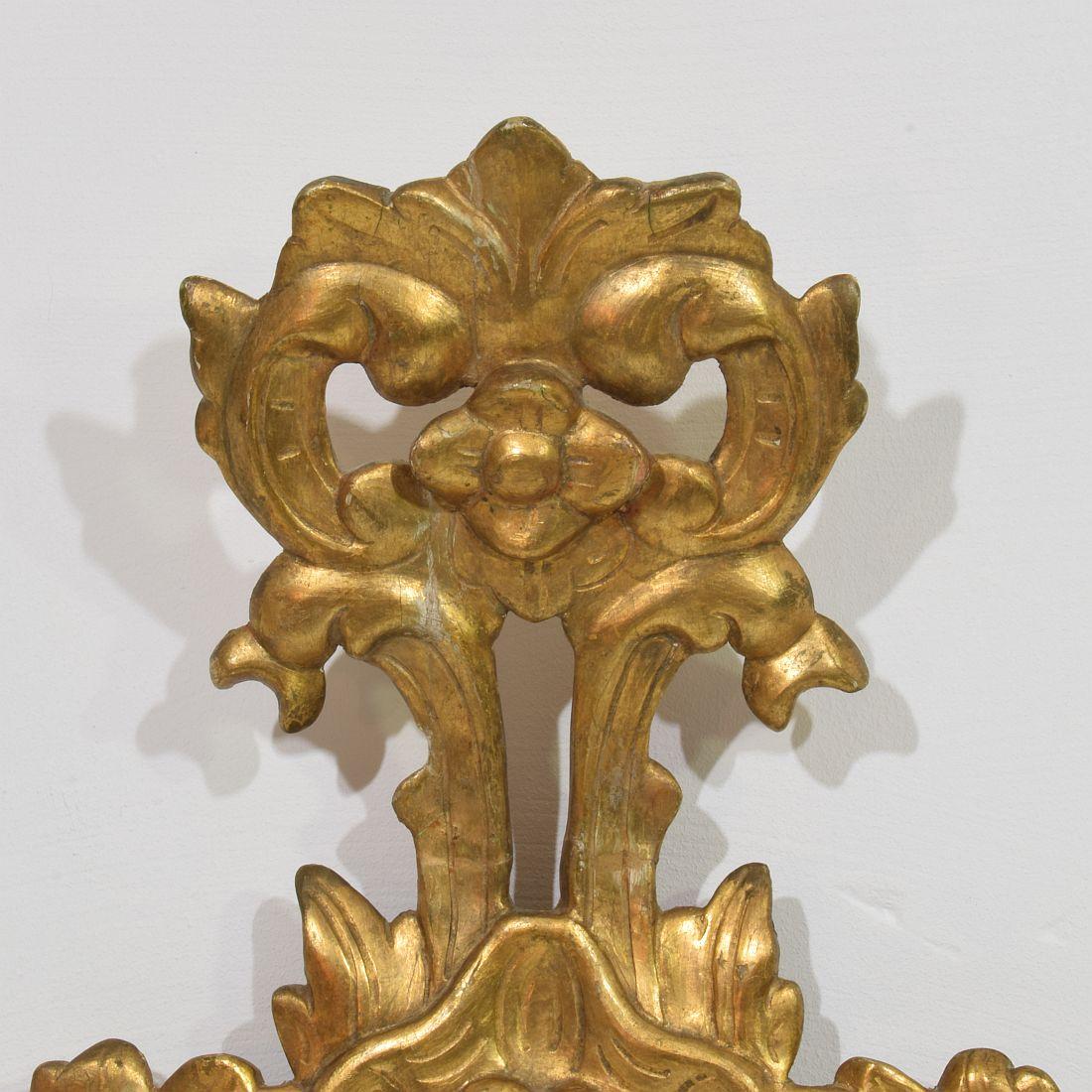 Baroque Miroir en bois doré de style baroque italien du 19e siècle en vente