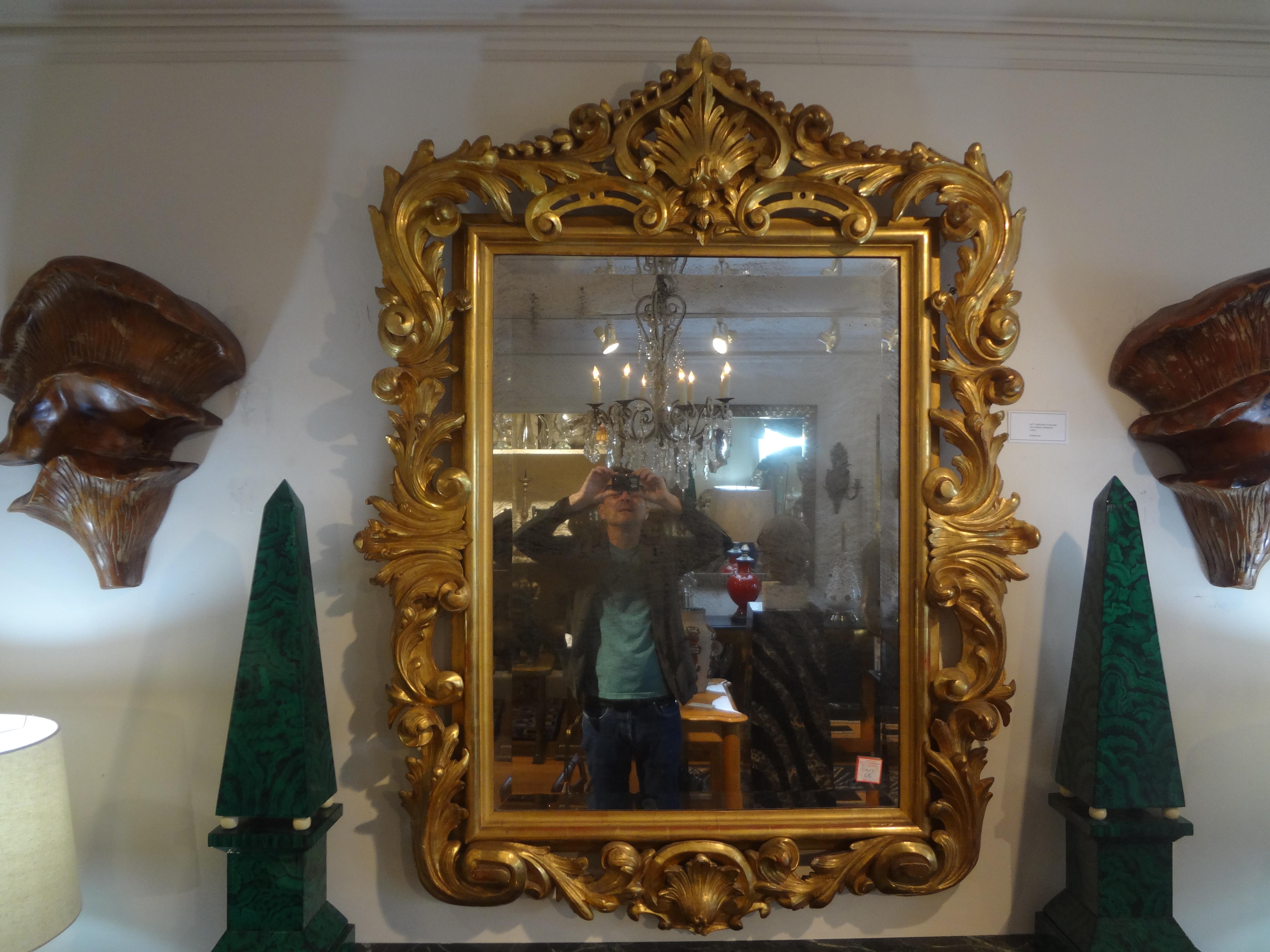 19th Century Italian Baroque Style Giltwood Mirror For Sale 4