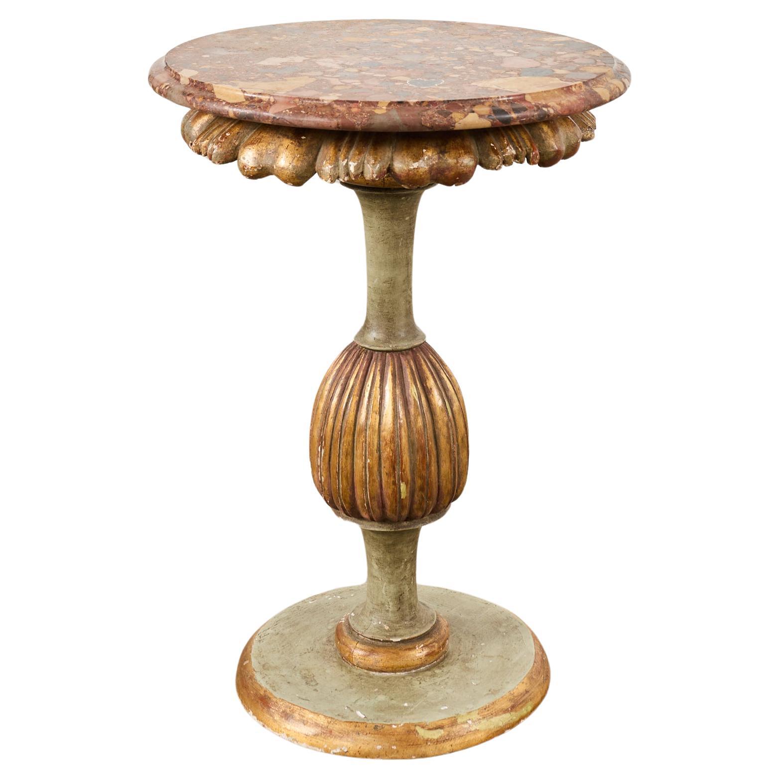 Table à boissons de style baroque italien du 19e siècle avec plateau en marbre en vente