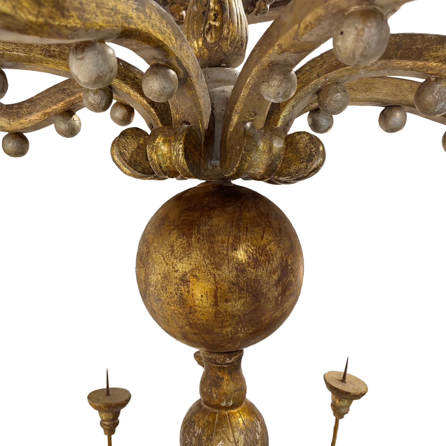 19th Century Italian Basswood Chandelier Pendant - Large Antique Light Fixture For Sale 3