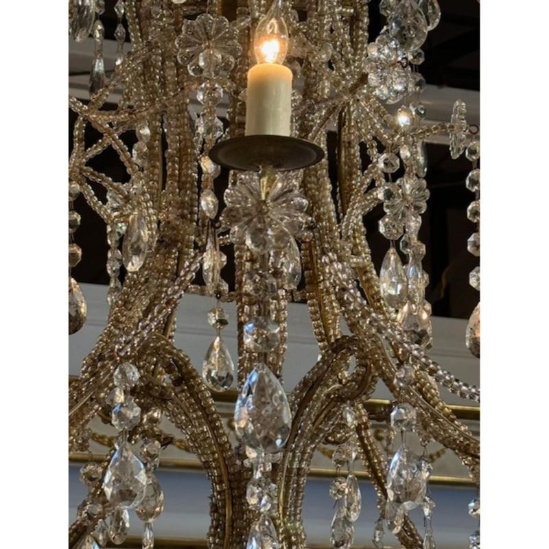 Lustres italiens du 19e siècle à 8 Lights en perles et cristal en vente 1