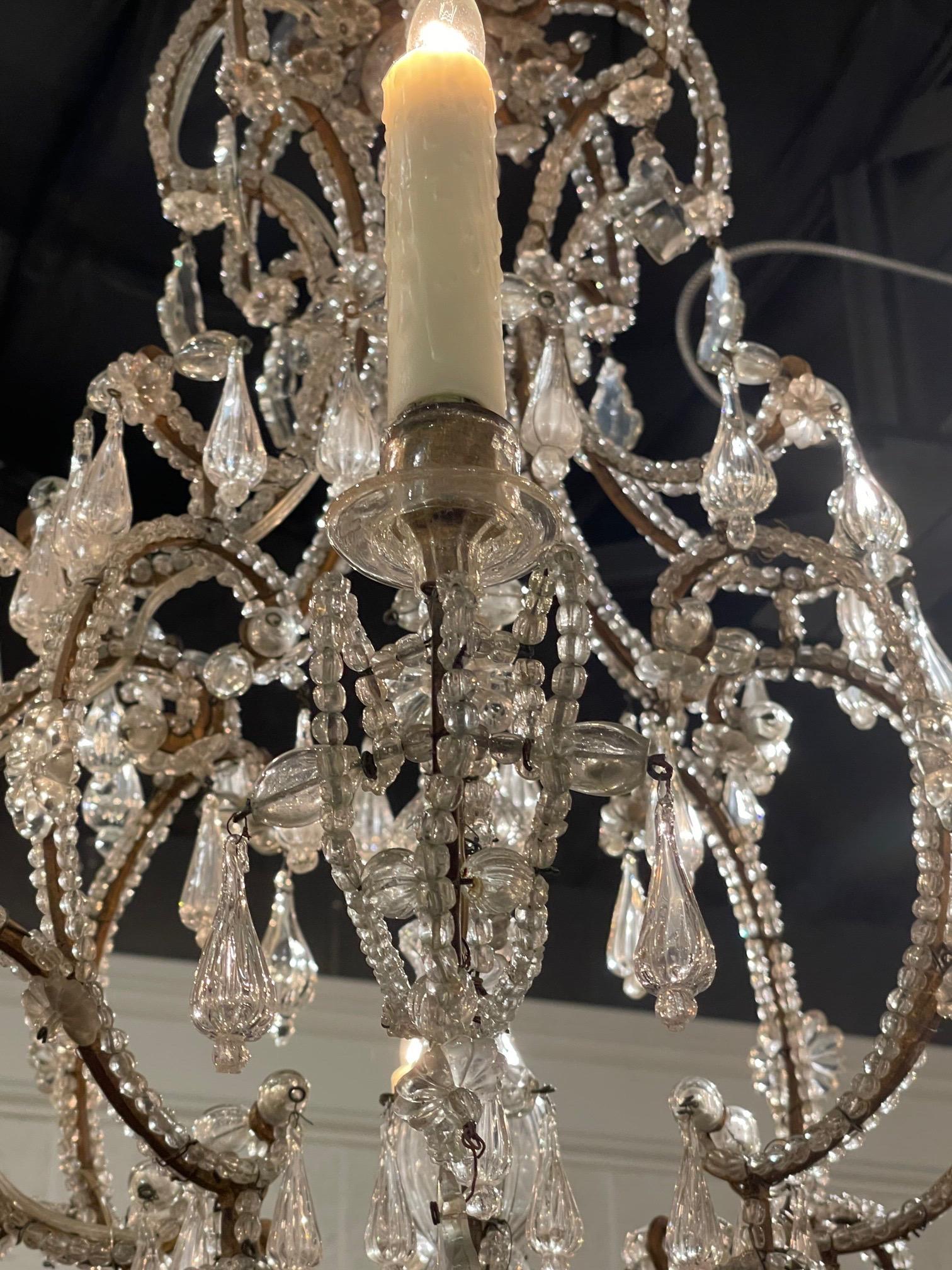 19th Century Italian Beaded Crystal Chandelier with 8 Lights For Sale 1