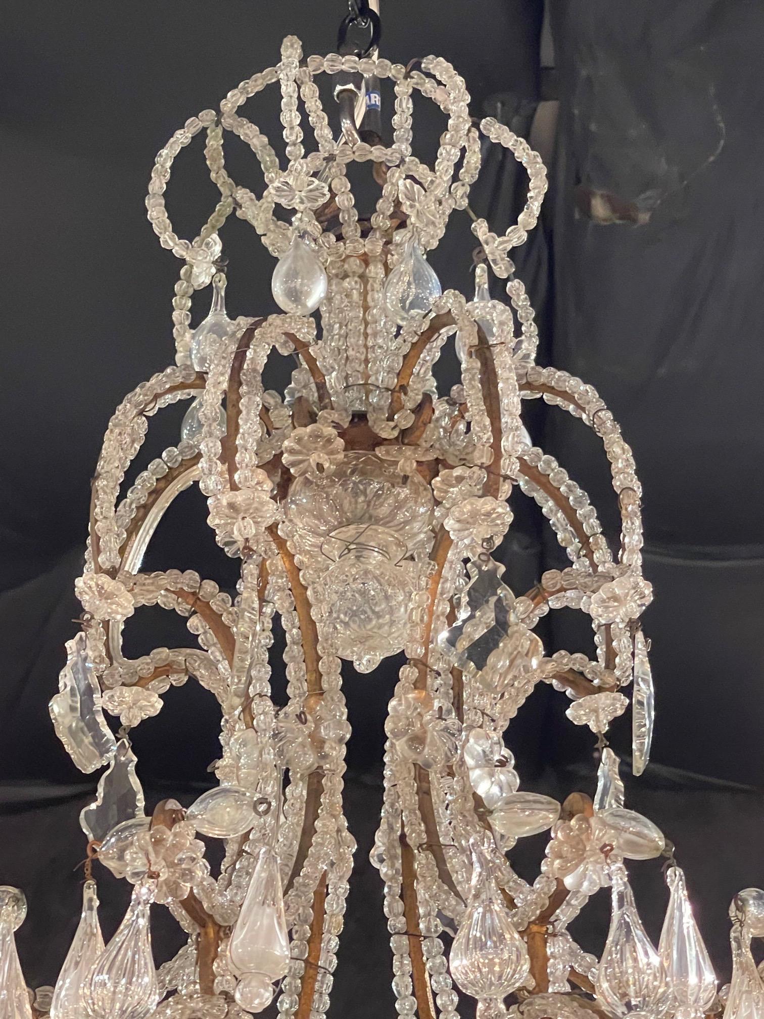 19th Century Italian Beaded Crystal Chandelier with 8 Lights For Sale 4