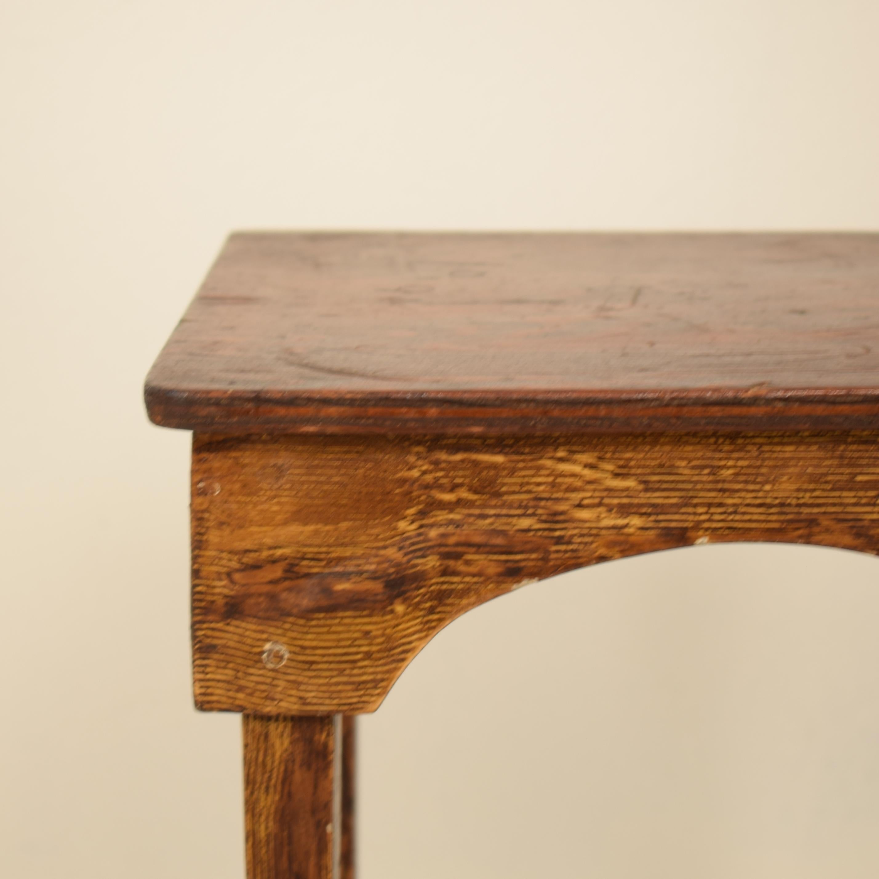 19th Century Italian Biedermeier Painted Pine Table 1