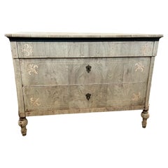 Commode Carlo X en noyer blanchi du XIXe siècle