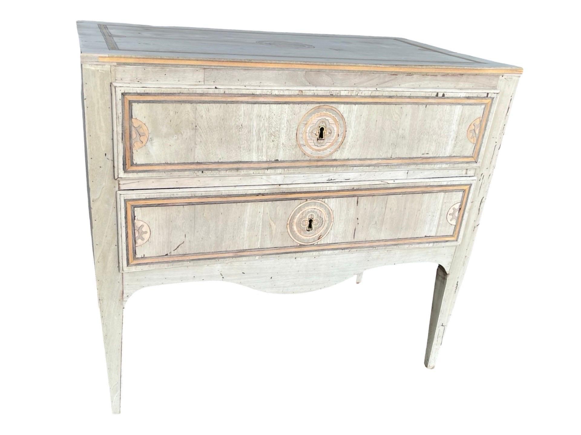 19th Century Italian Bleached Walnut Commode with Inlay For Sale 6