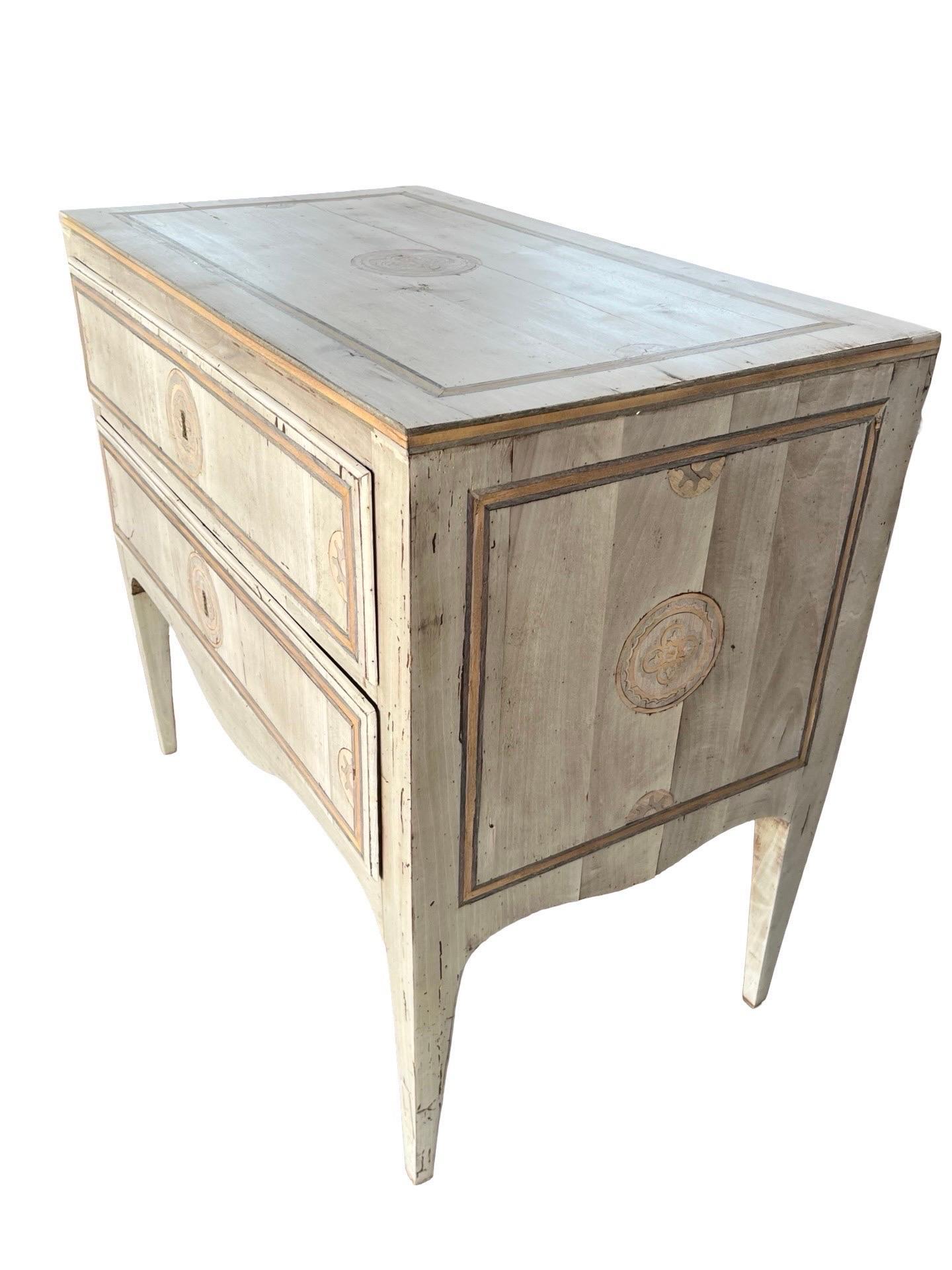 19th Century Italian Bleached Walnut Commode with Inlay For Sale 9