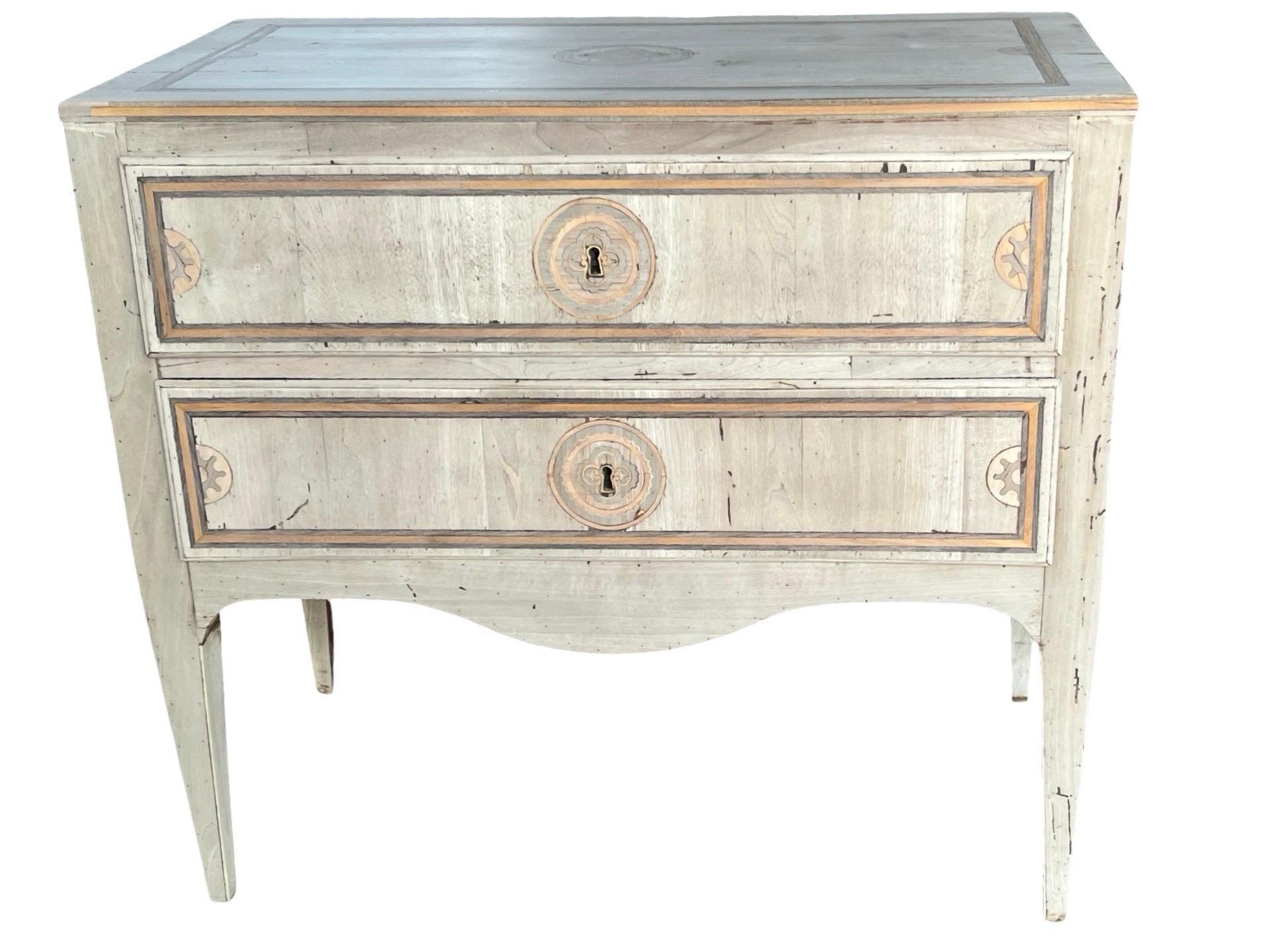 Neoclassical 19th Century Italian Bleached Walnut Commode with Inlay For Sale
