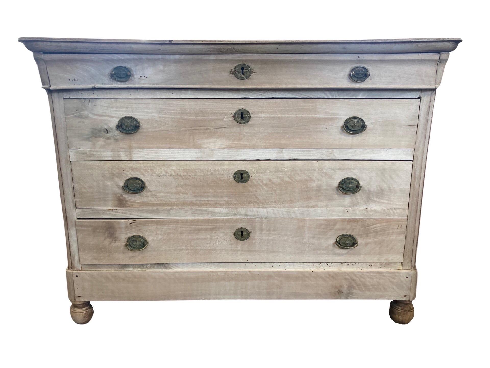 19th Century Italian Bleached Walnut Louis Philippe Commode / Chest of Drawers In Good Condition In Carmine, TX