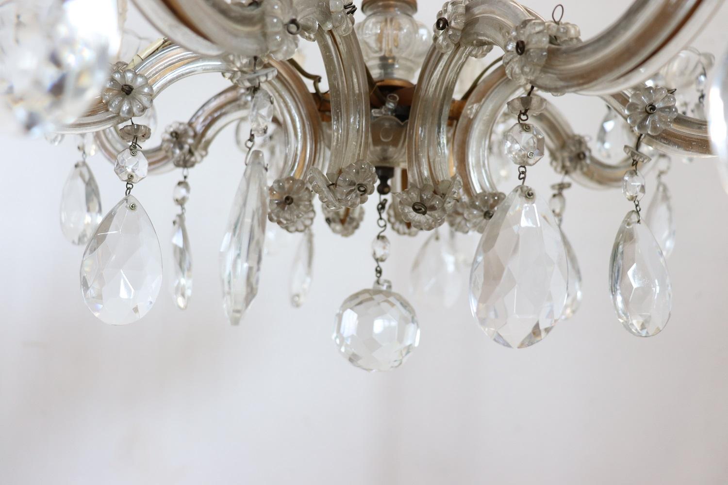 19th Century Italian Bronze and Crystals Chandelier For Sale 3