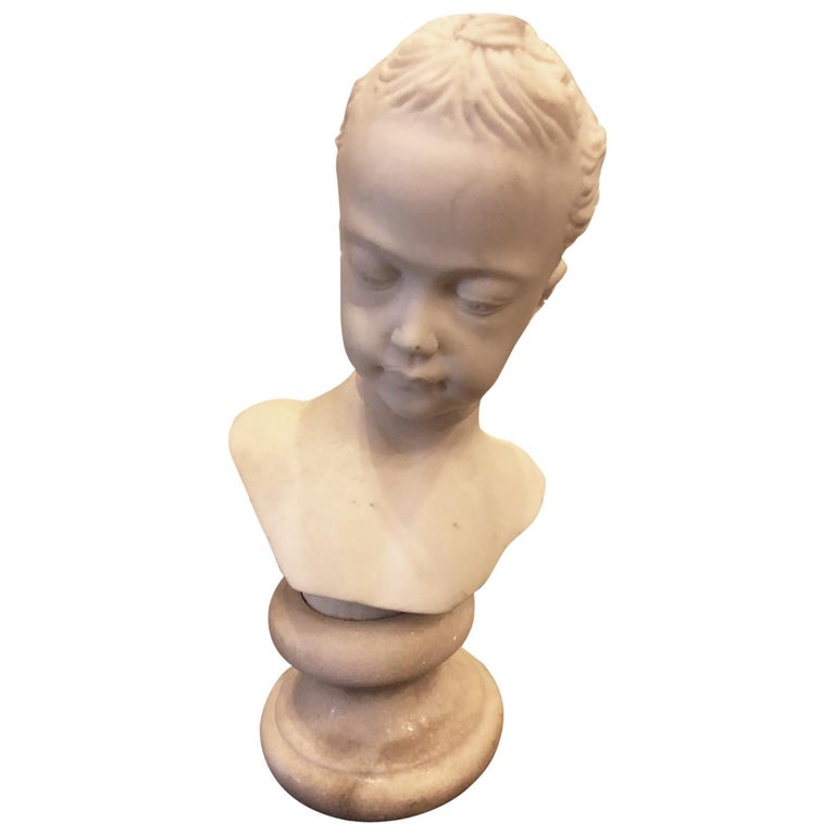 19th Century Italian Bust of Young Girl For Sale at 1stDibs