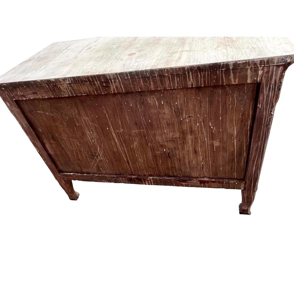 Satinwood 19th Century Italian Walnut Carlo X Commode / Dresser / Chest of Drawers For Sale