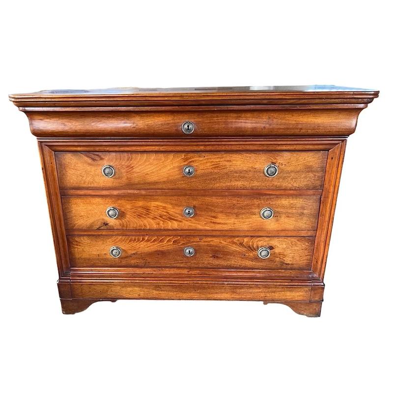 Charles X Commode italienne en noyer Carlo X du 19e siècle en vente