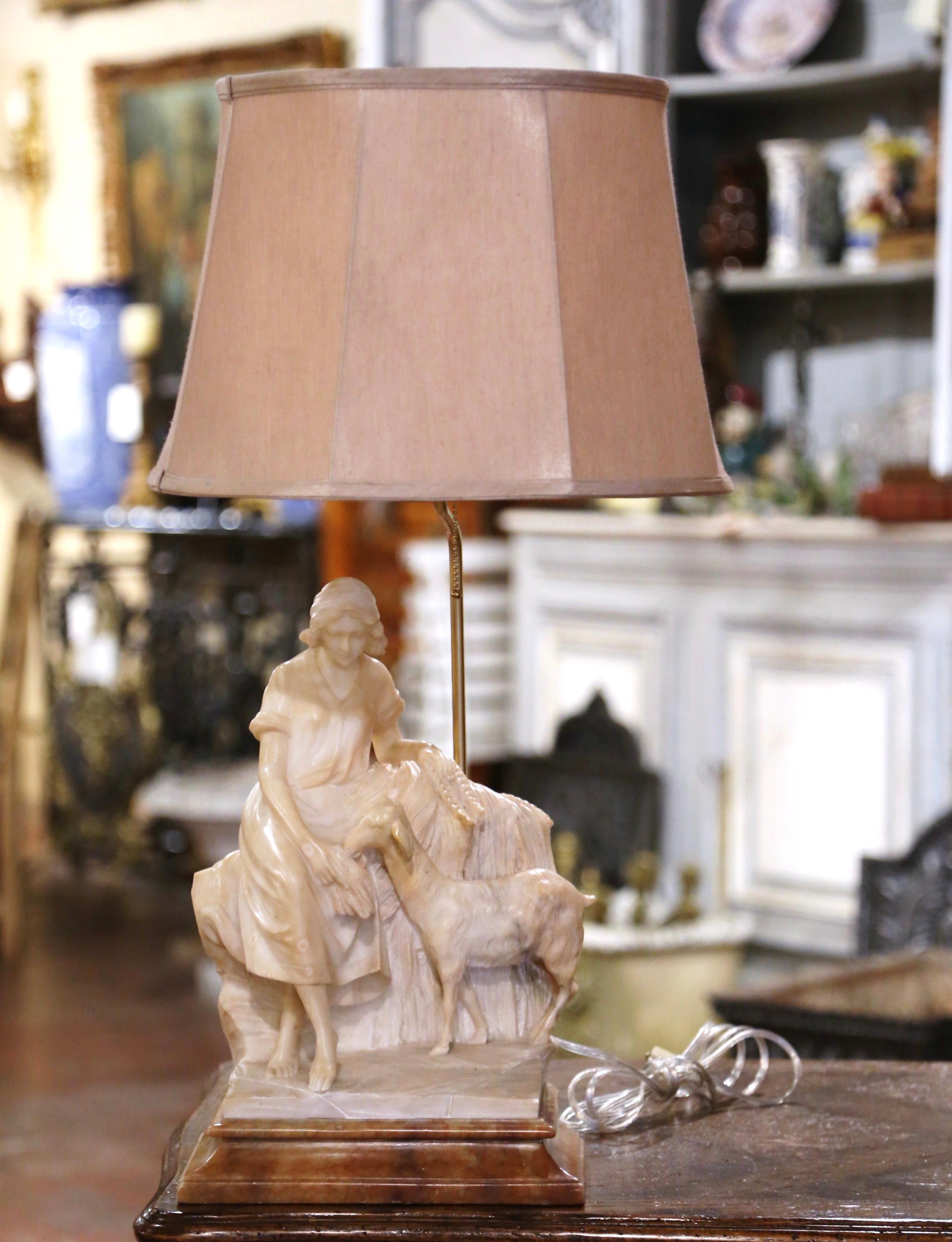  19th-Century Italian Carved Alabaster Lamp on Marble Base Signed R. Colivicchi In Excellent Condition In Dallas, TX
