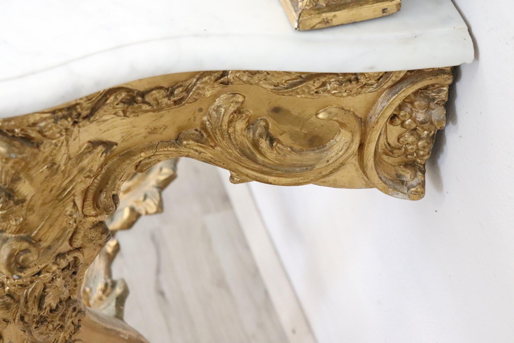 19th Century Italian Carved and Gilded Wood Luxury Console Table with Mirror 4