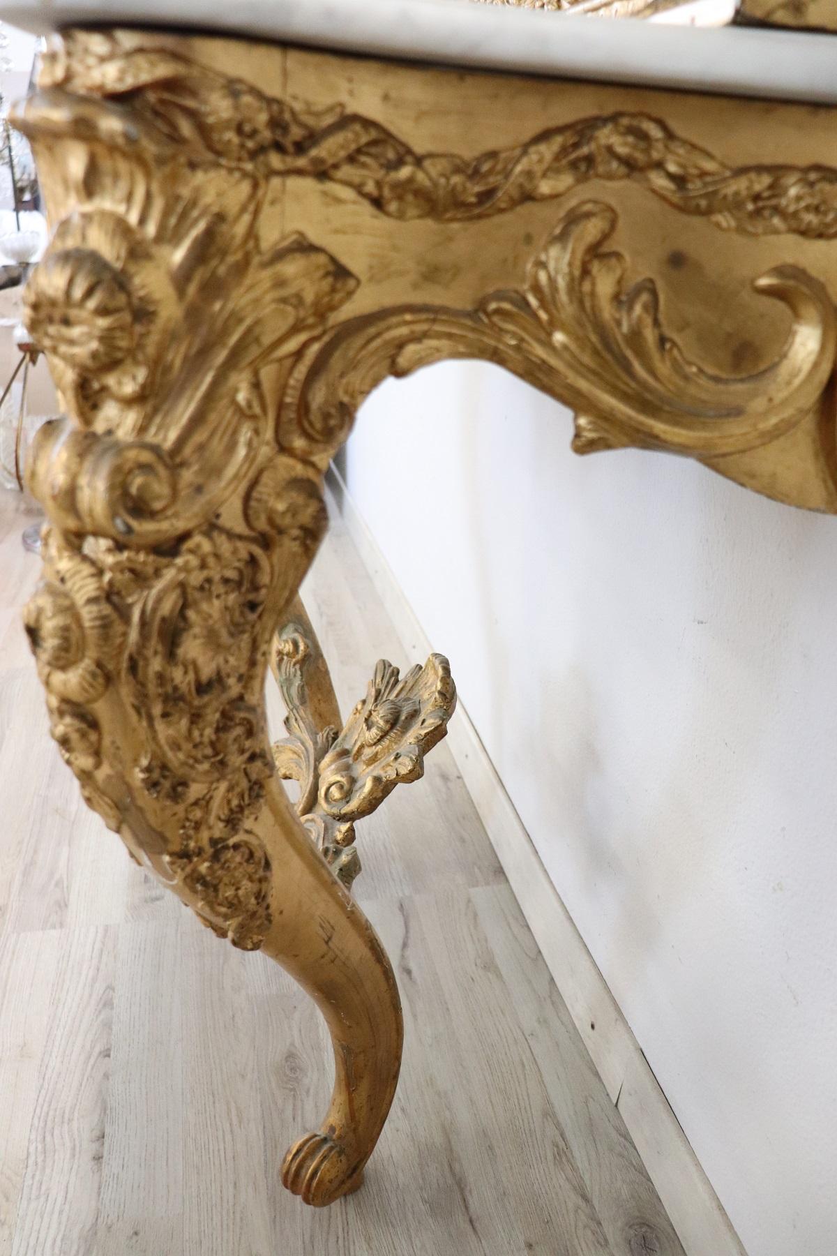 19th Century Italian Carved and Gilded Wood Luxury Console Table with Mirror 5