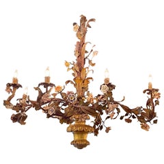 19th Century Italian Carved and Giltwood Chandelier with Porcelain Flowers