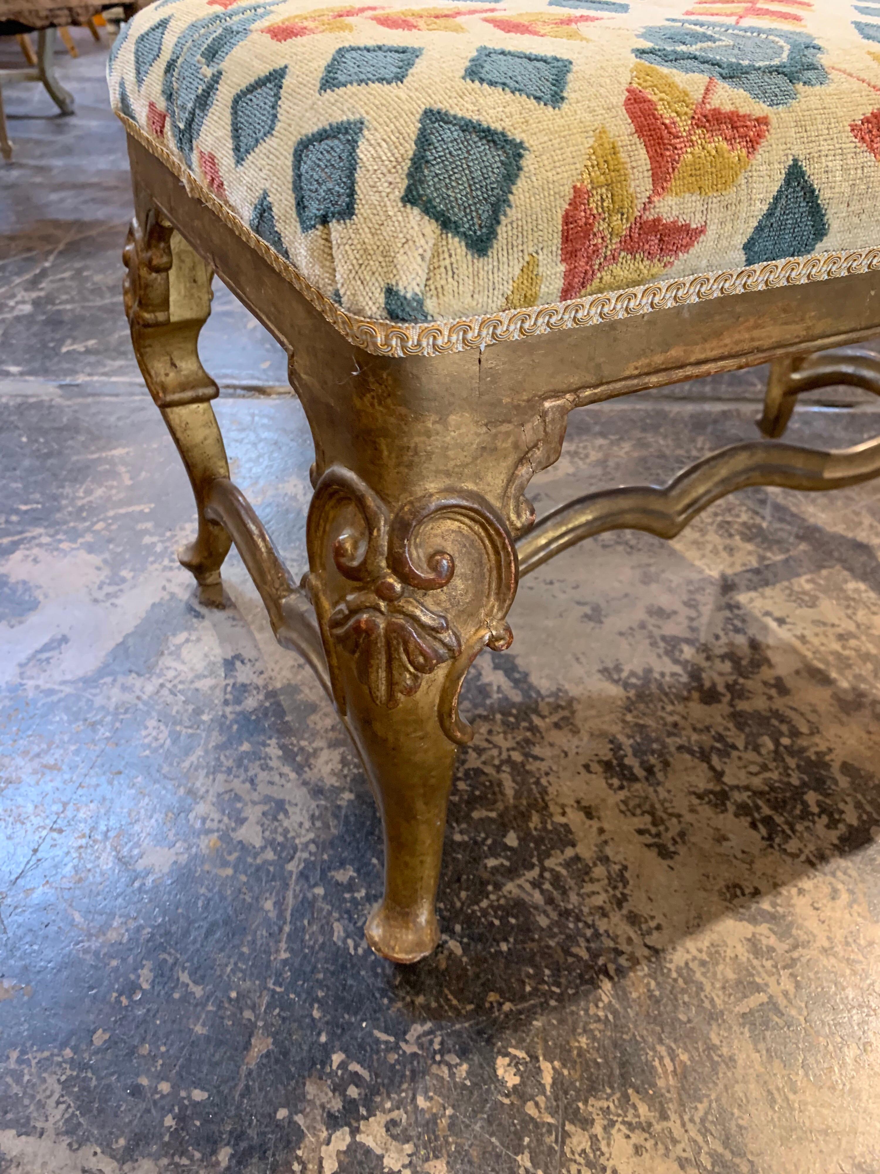 19th Century Italian Carved and Giltwood Upholstered Bench In Good Condition For Sale In Dallas, TX