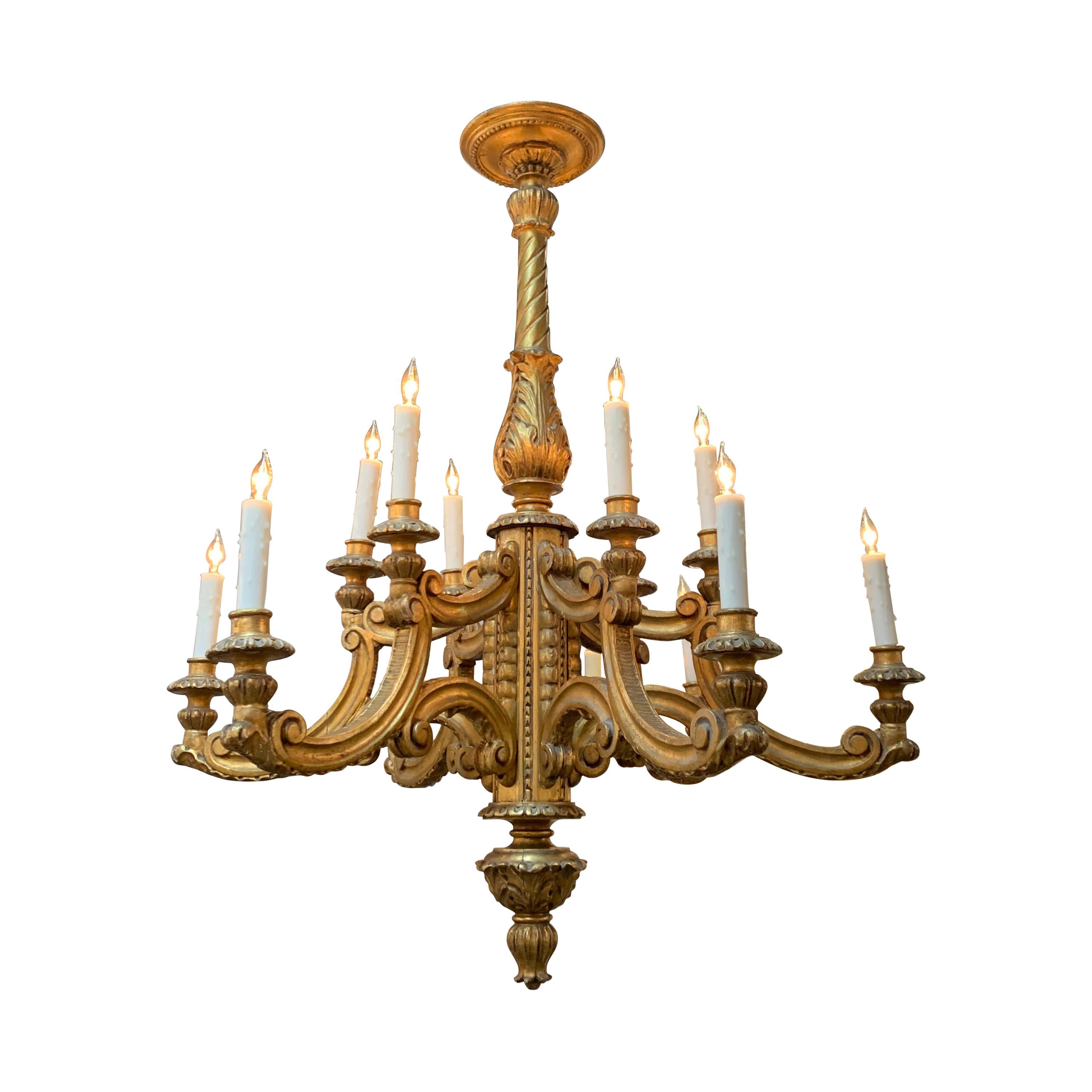 19th Century Italian Carved and Giltwood 12-Light Chandelier