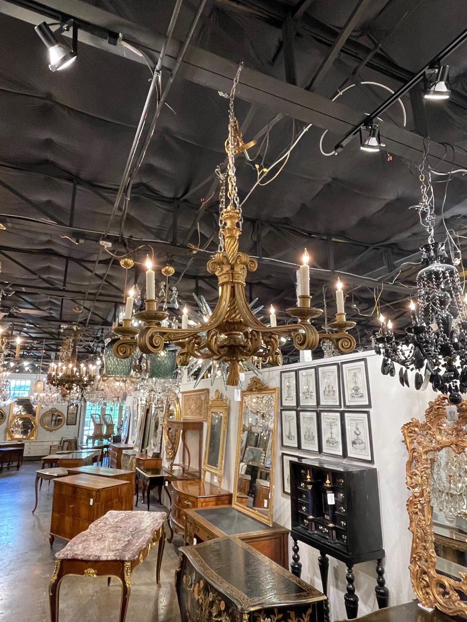 19th Century Italian Carved and Giltwood 6 Light Chandelier For Sale 4